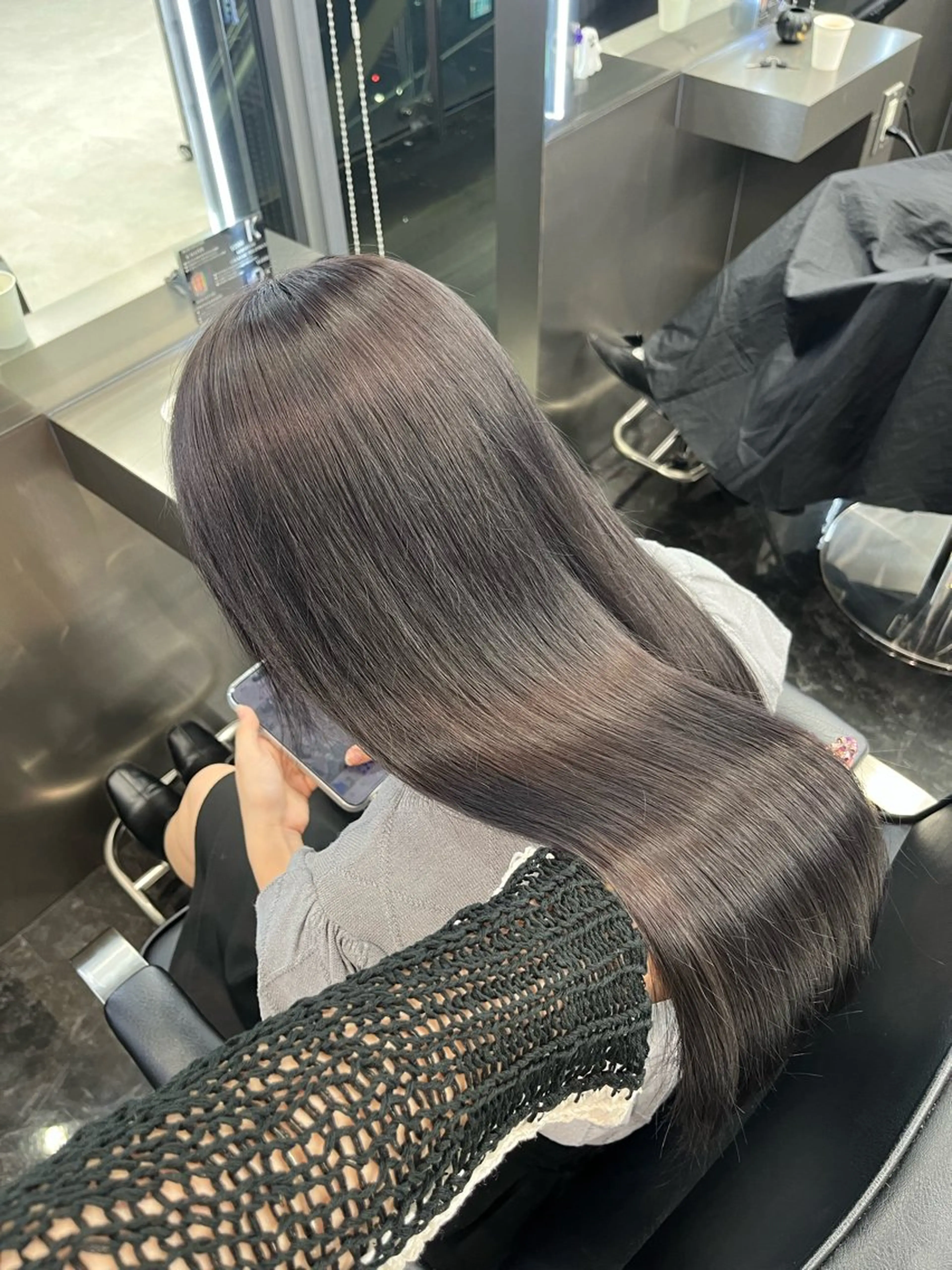 ロング カラー ヘアアレンジ ブリーチ 透明感カラー グレージュ ハイトーンカラー ブリーチなしカラー カット ヘアカラー トリートメント ヘアセット ハイトーン/透明感 カラー/rina🎀のヘアスタイル