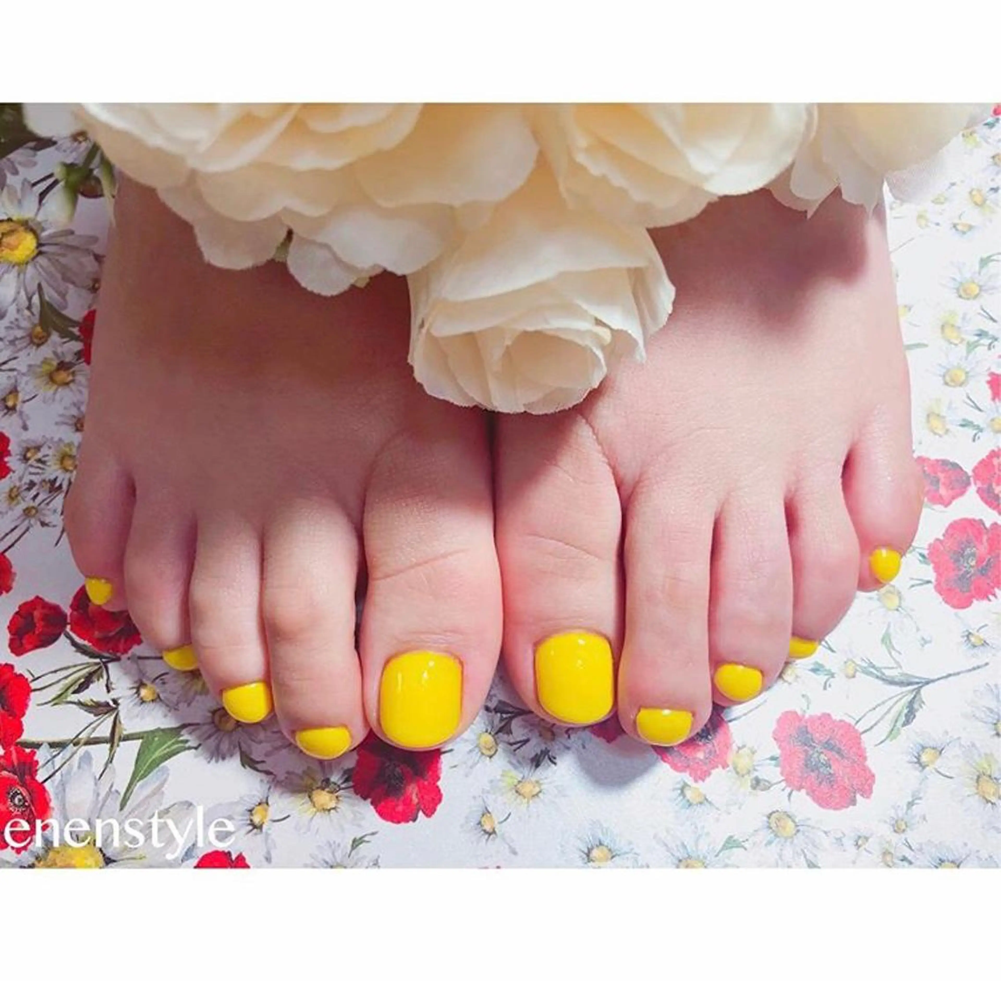 ショート ネイル ワンカラーネイル ハンドネイル フットネイル 👑enen style👑のネイルデザイン