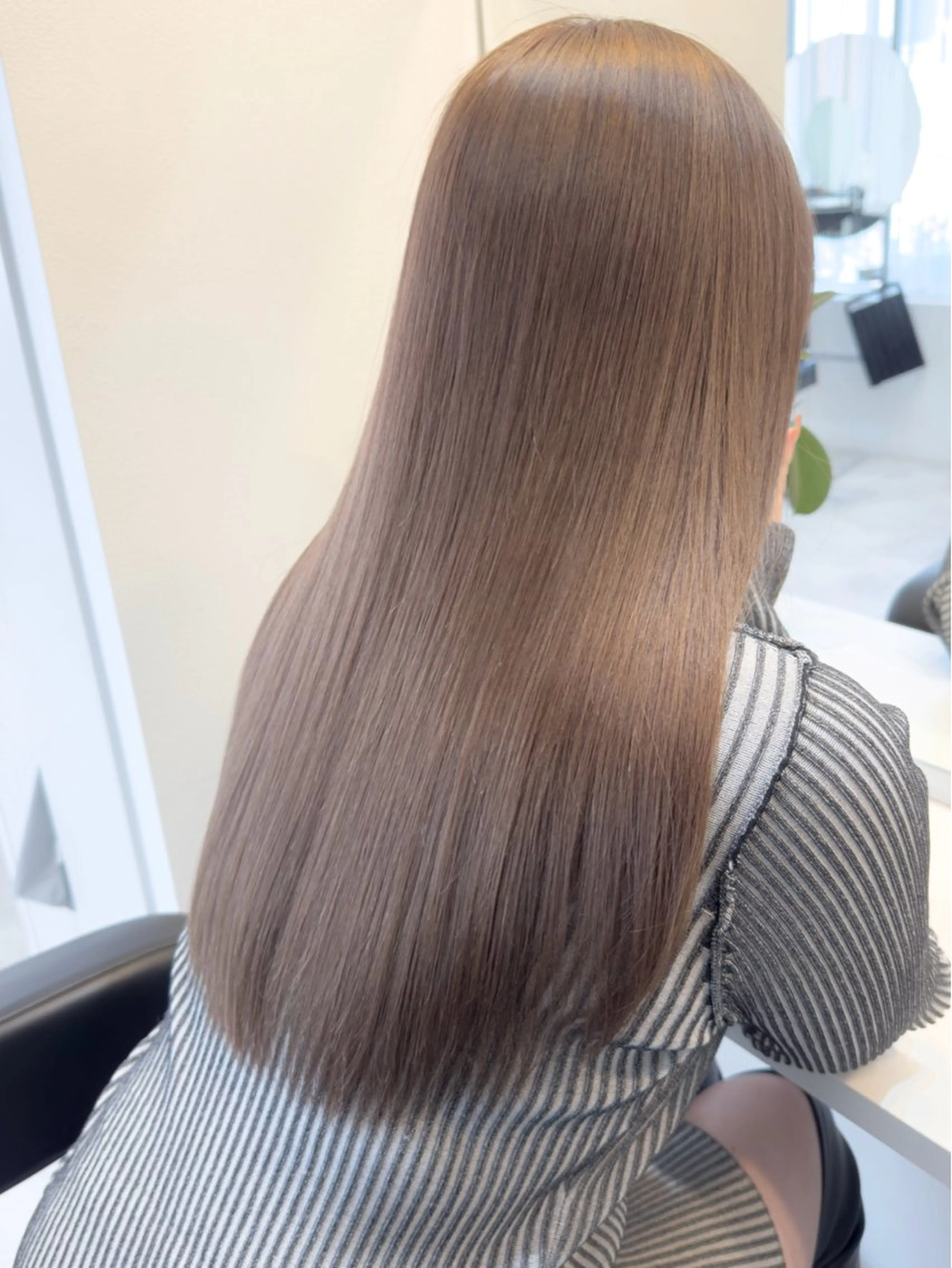 ロング カラー カット ヘアカラー トリートメント 艶髪ブリーチ 永井竜也のヘアスタイル