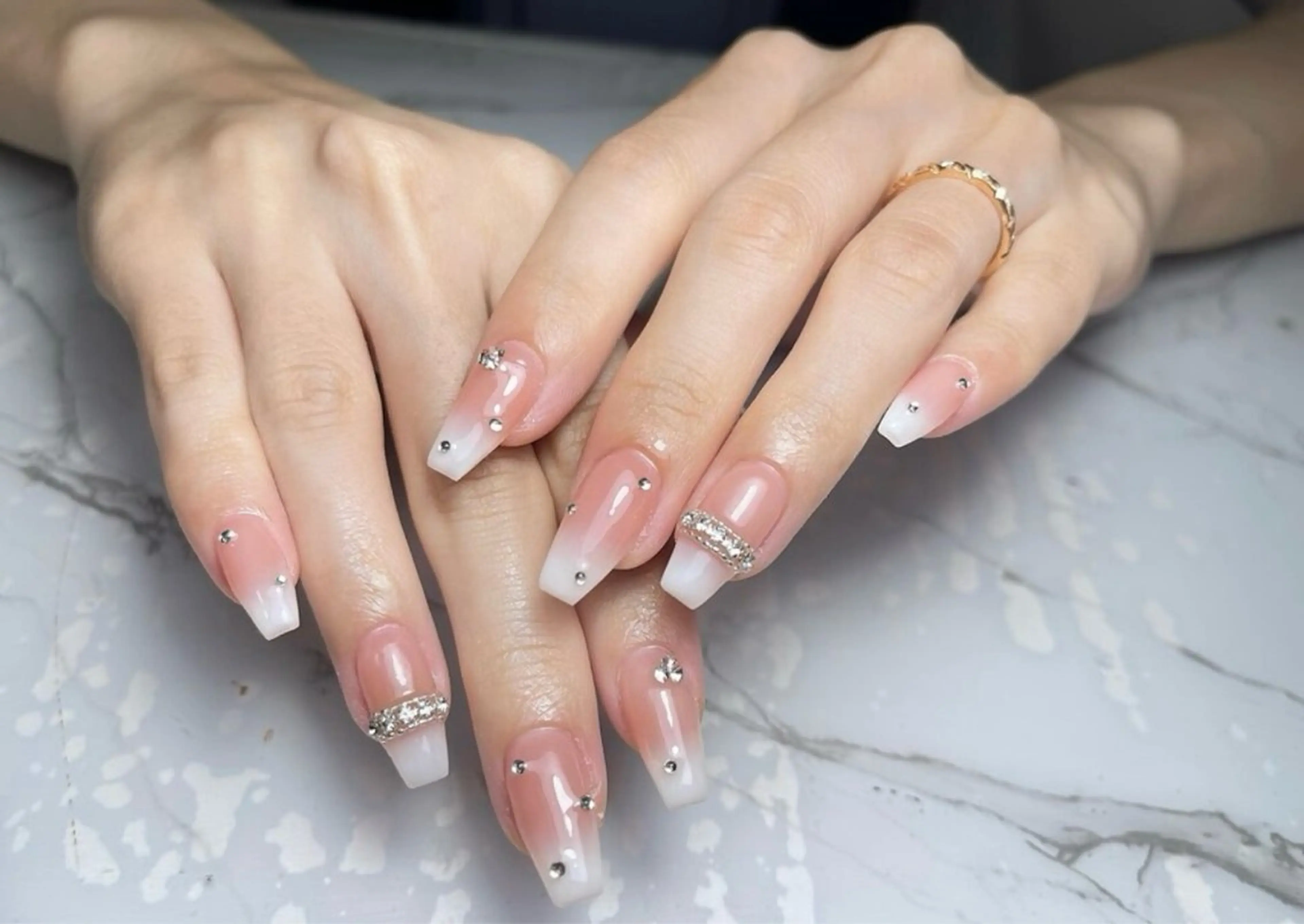 ネイル アートネイル フレンチネイル ジェルネイル グラデーション 韓国ネイル Nail Salon kihi大塚店のネイルデザイン