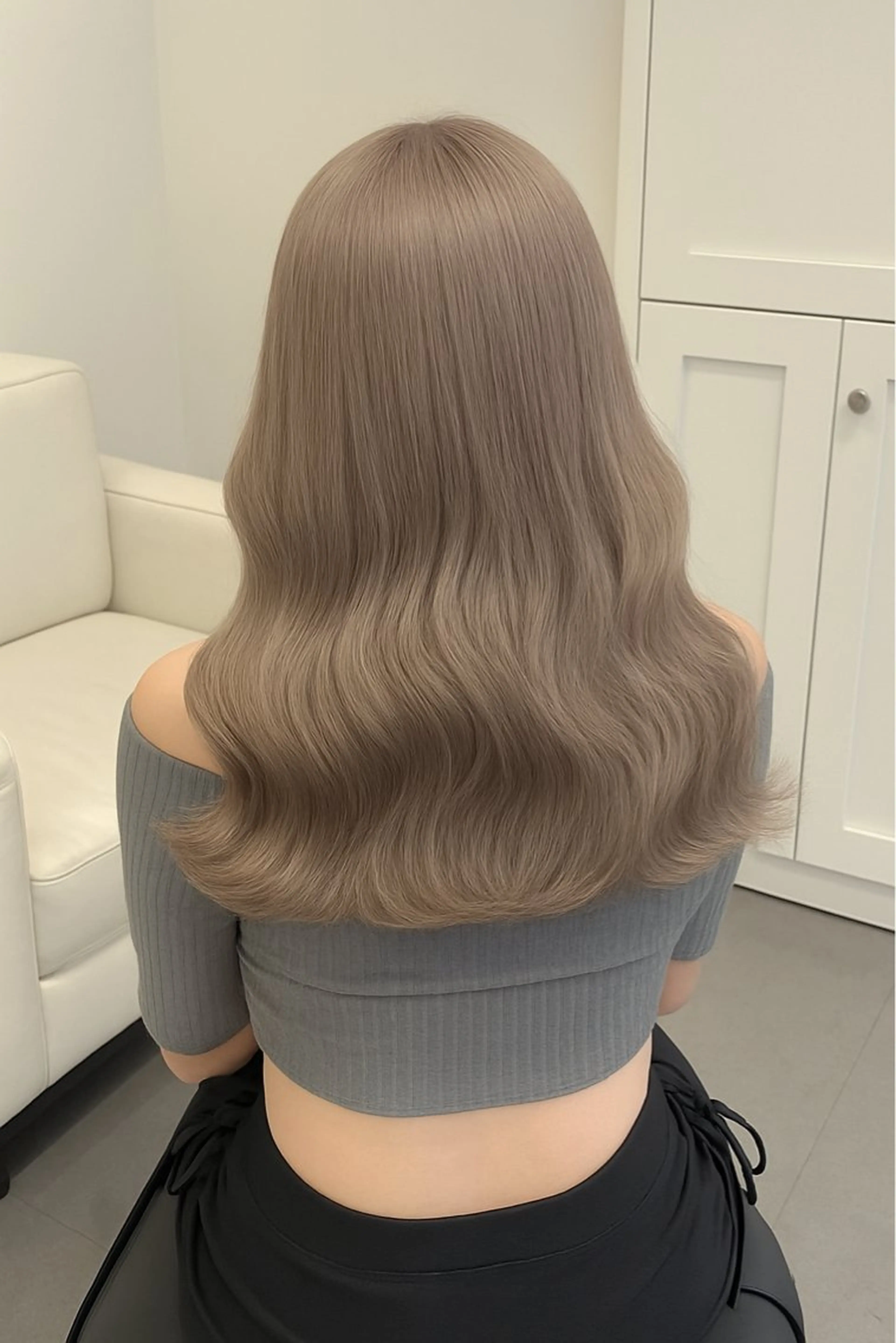 セミロング カラー ヘアカラー 艶髪レイヤー屋さん 大澤竜馬のヘアスタイル