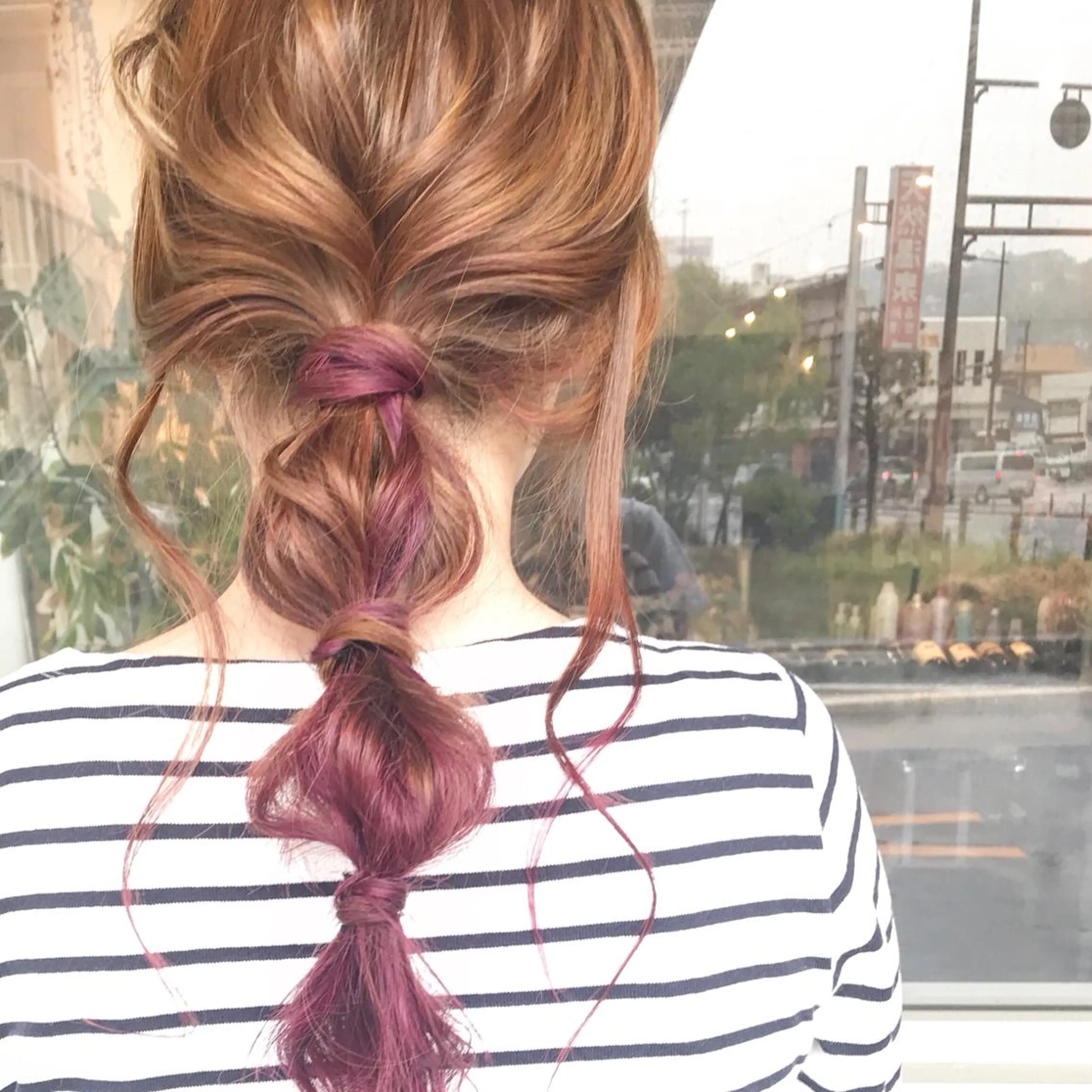 セミロング カラー ヘアアレンジ バレイヤージュ ブリーチ グラデーションカラー ハイライトカラー ハイトーンカラー Mariana/ 鶴原-ハイライトのヘアスタイル