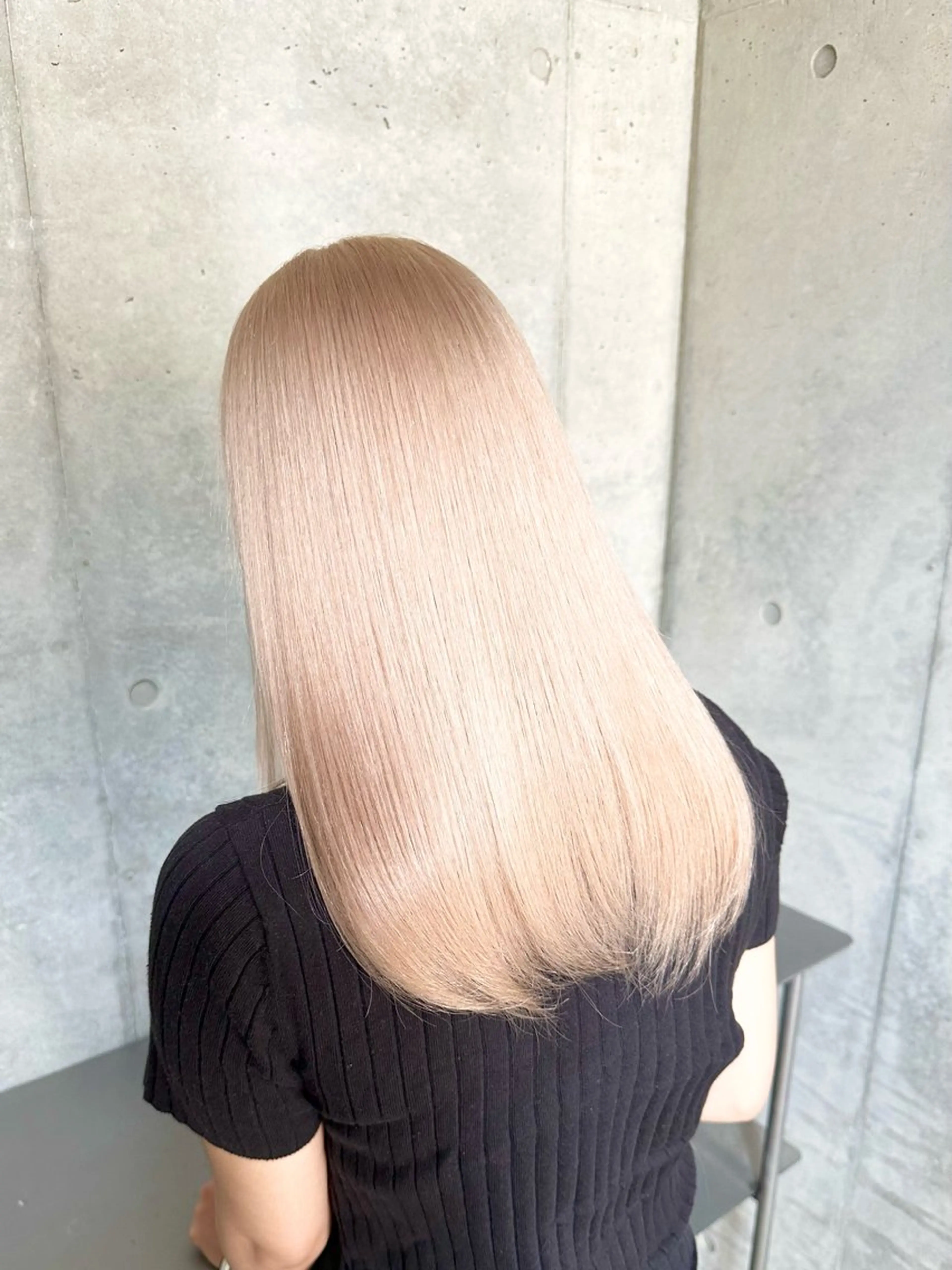 セミロング カラー ヘアカラー トリートメント kai .のヘアスタイル