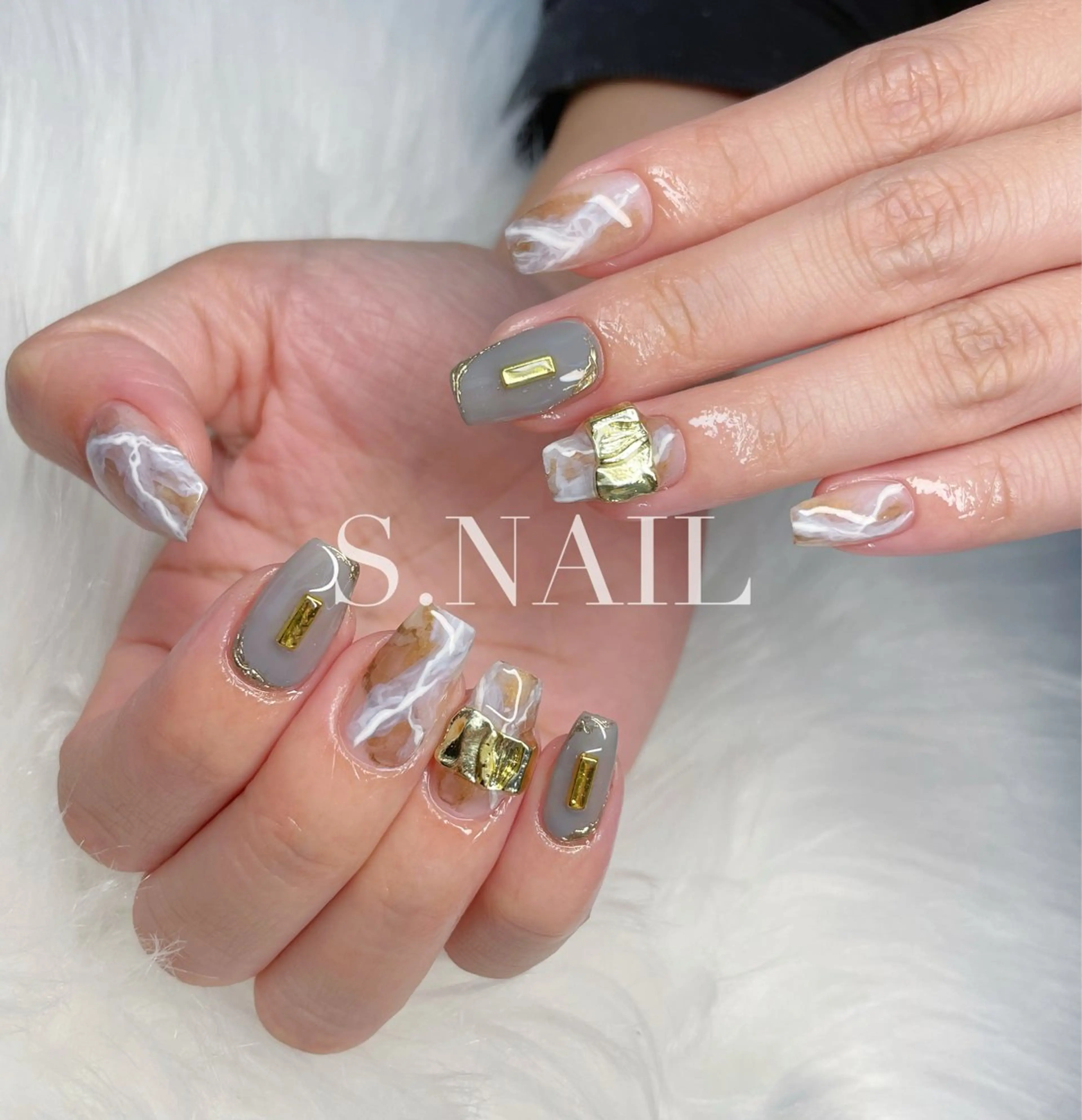ネイル 大理石ネイル(マーブル) ニュアンスネイル ハンドネイル S♡NAIL所属・S.NAIL Suuのネイルデザイン
