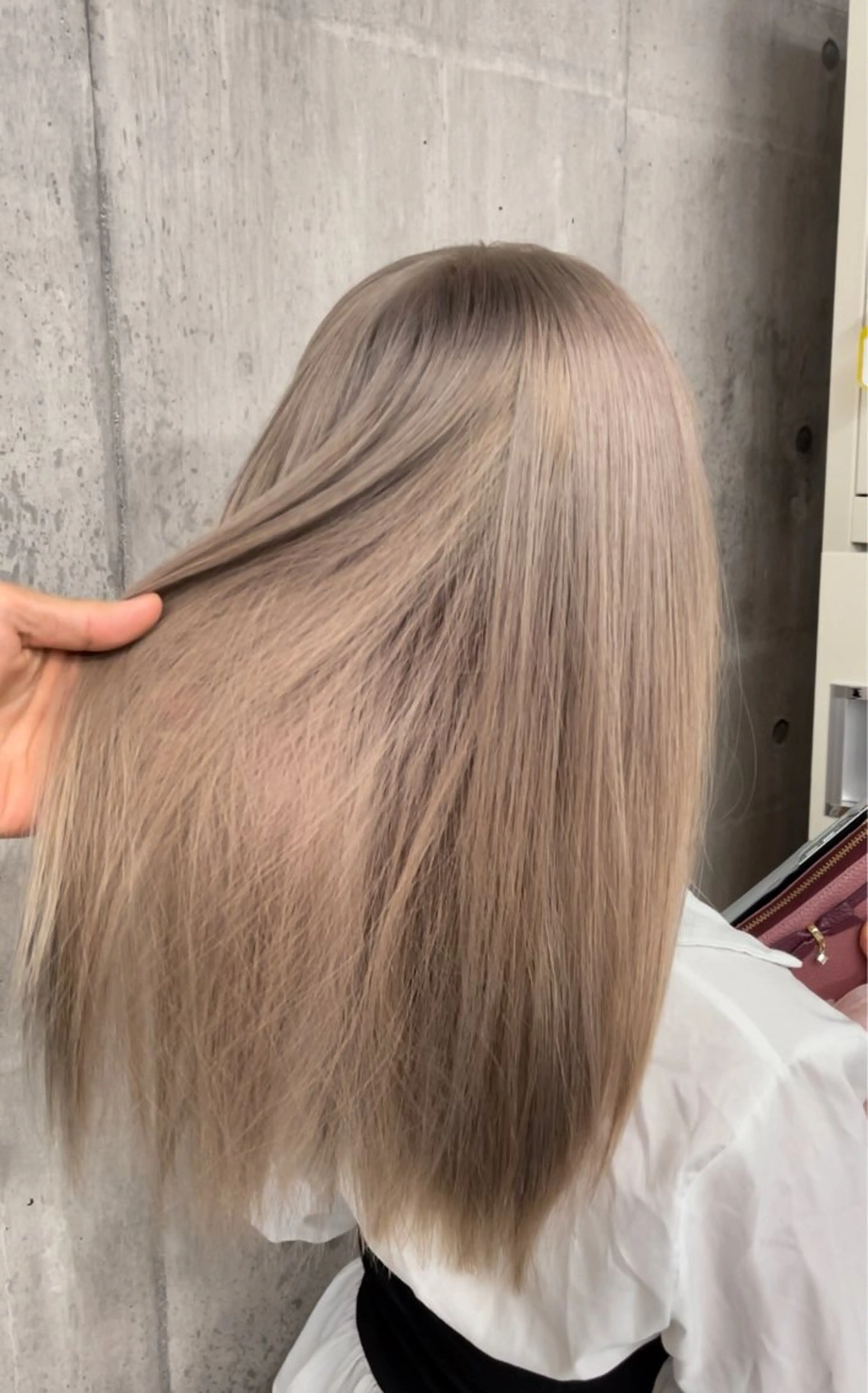 ミディアム カラー パーマ ヘアアレンジ メンズ キッズ レイヤーの魔術師 𓍼takumi𓍼のヘアスタイル
