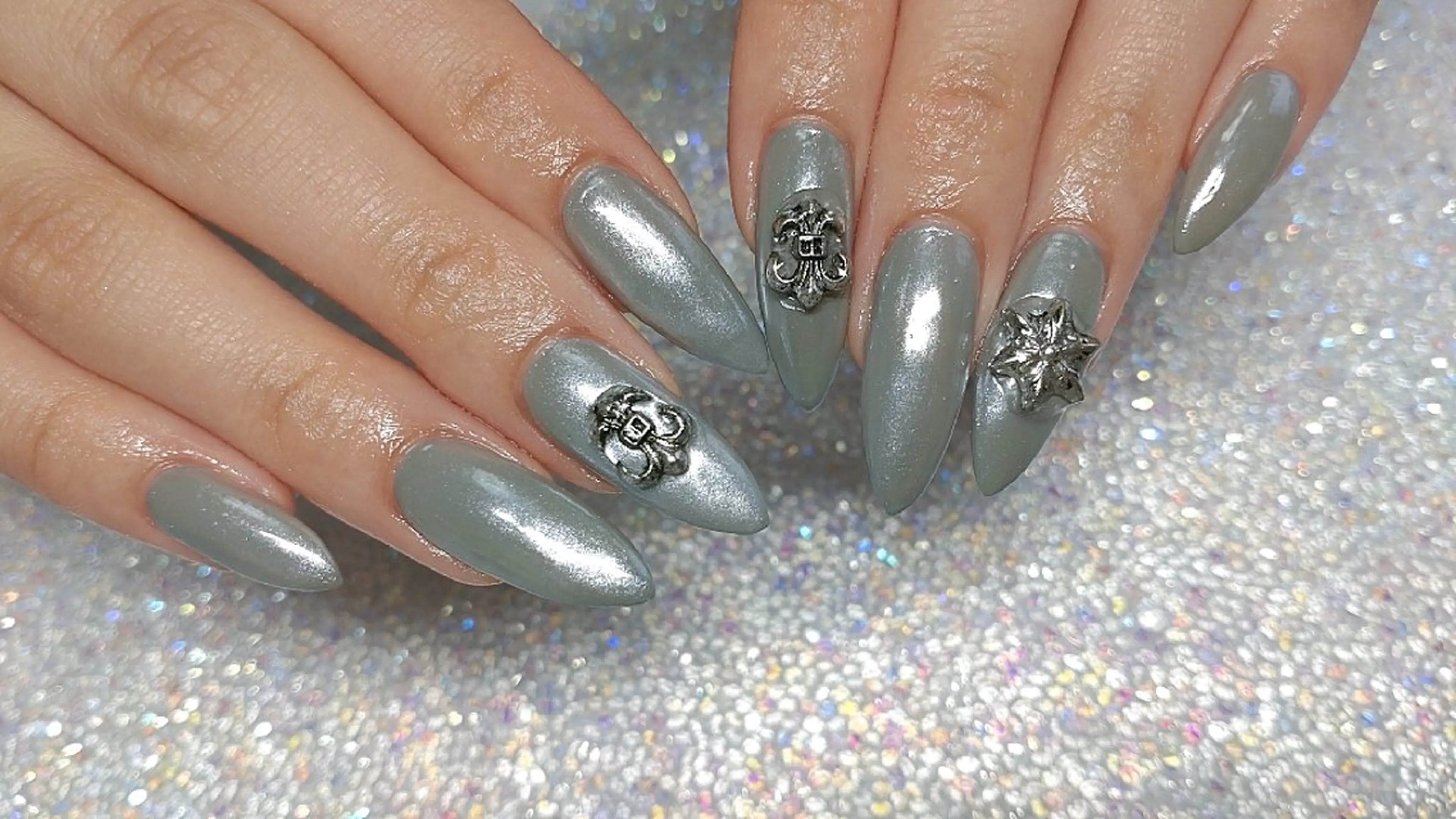 ネイル &A.nail .のネイルデザイン