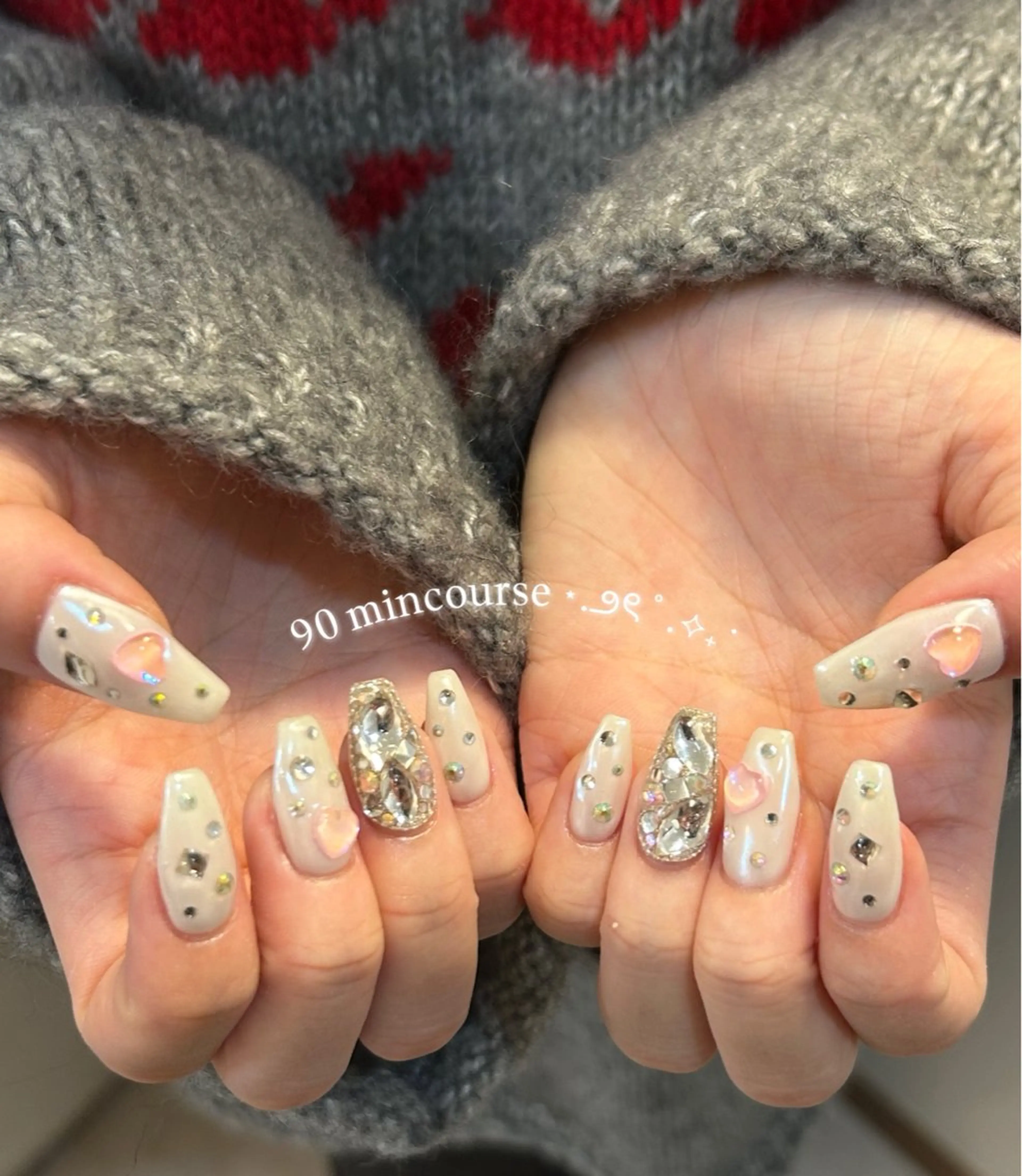 ネイル ハンドネイル ViViA momokaのネイルデザイン