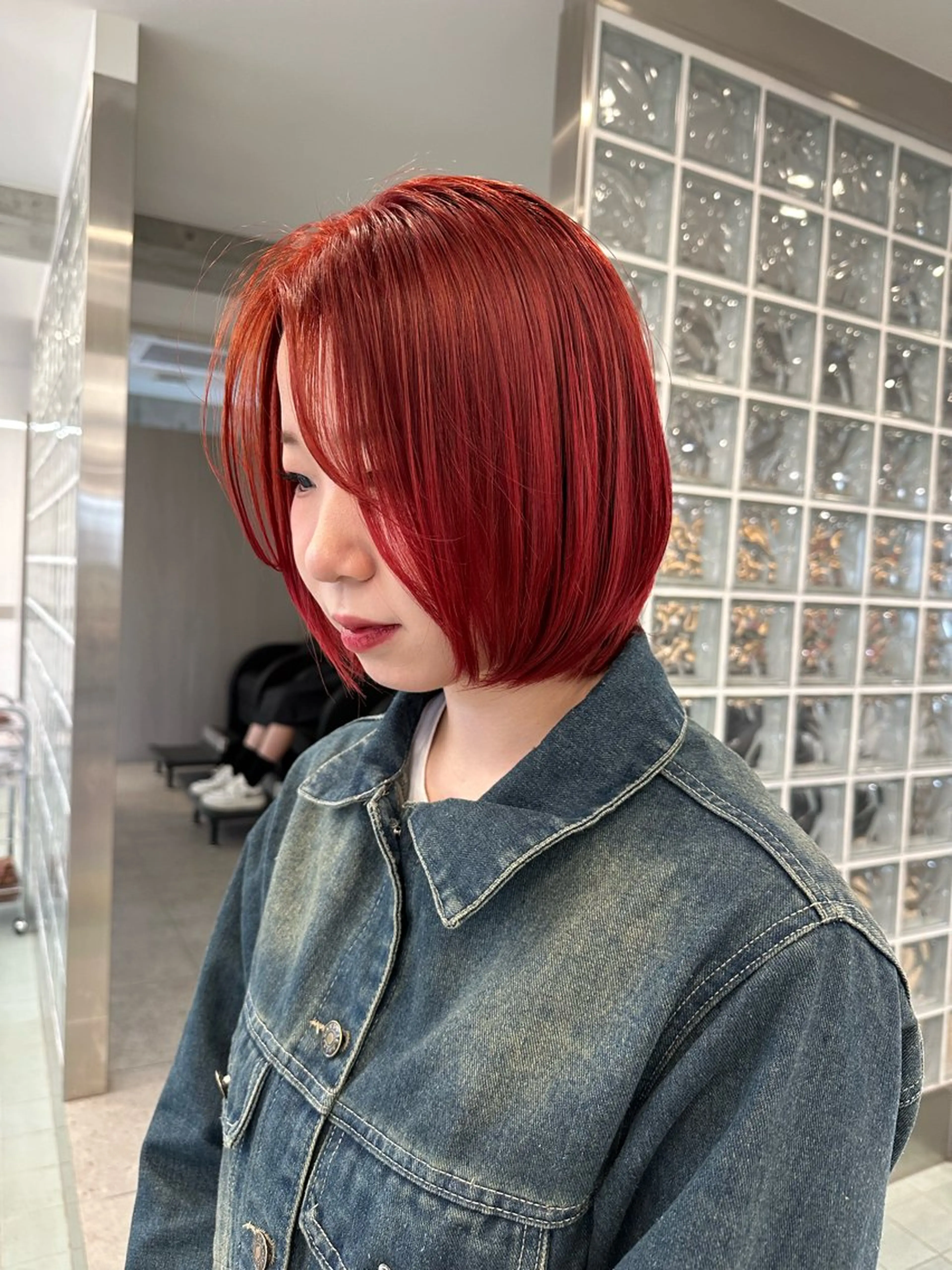 ショート カラー ベージュカラー ブリーチ ダブルカラー ハイトーンカラー ミルクティーベージュ ヘアカラー トリートメント ❣️本日ショート カット大募集❣️のヘアスタイル