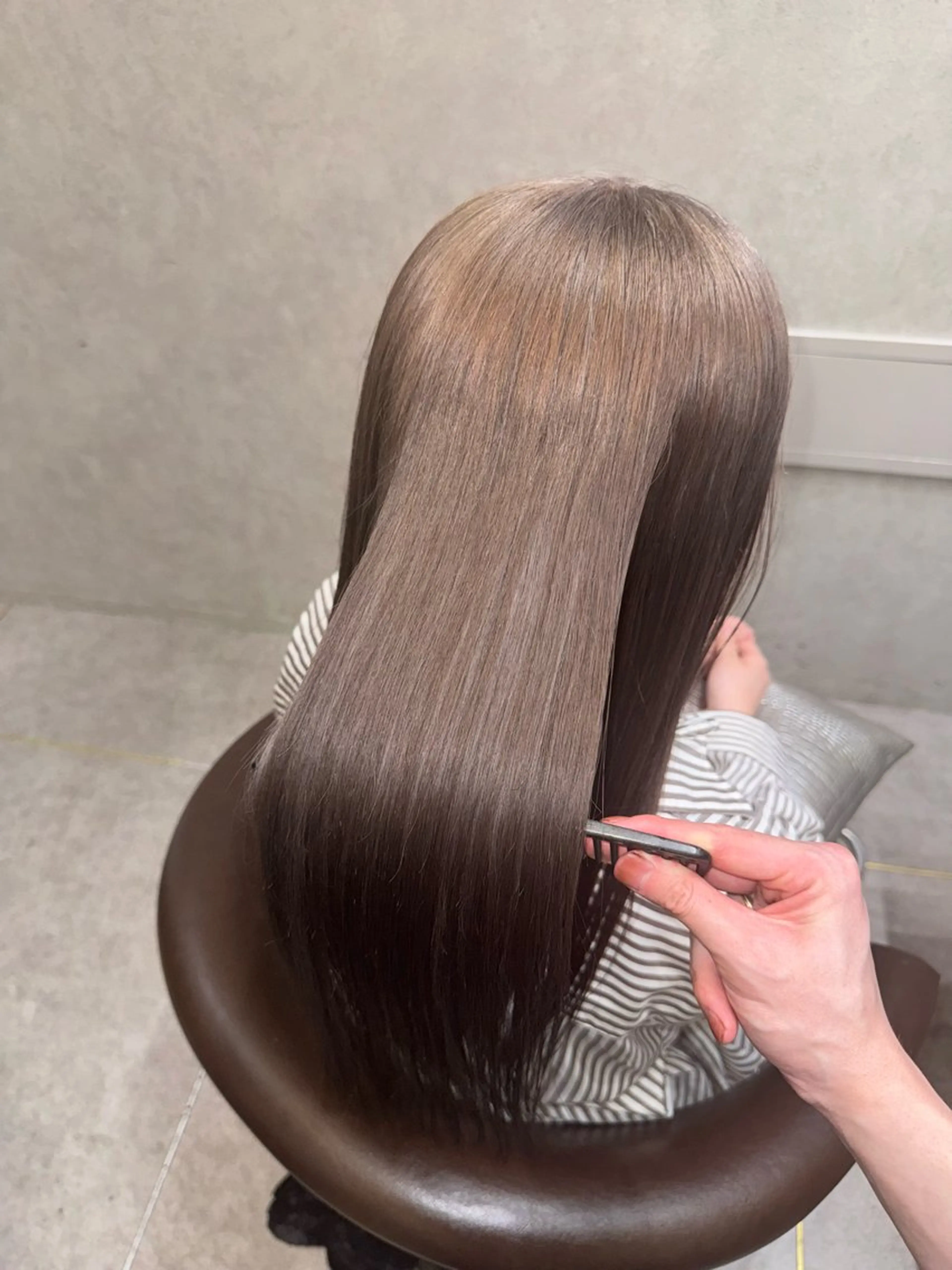 ロング ヘアカラー 坂口 京平のヘアスタイル