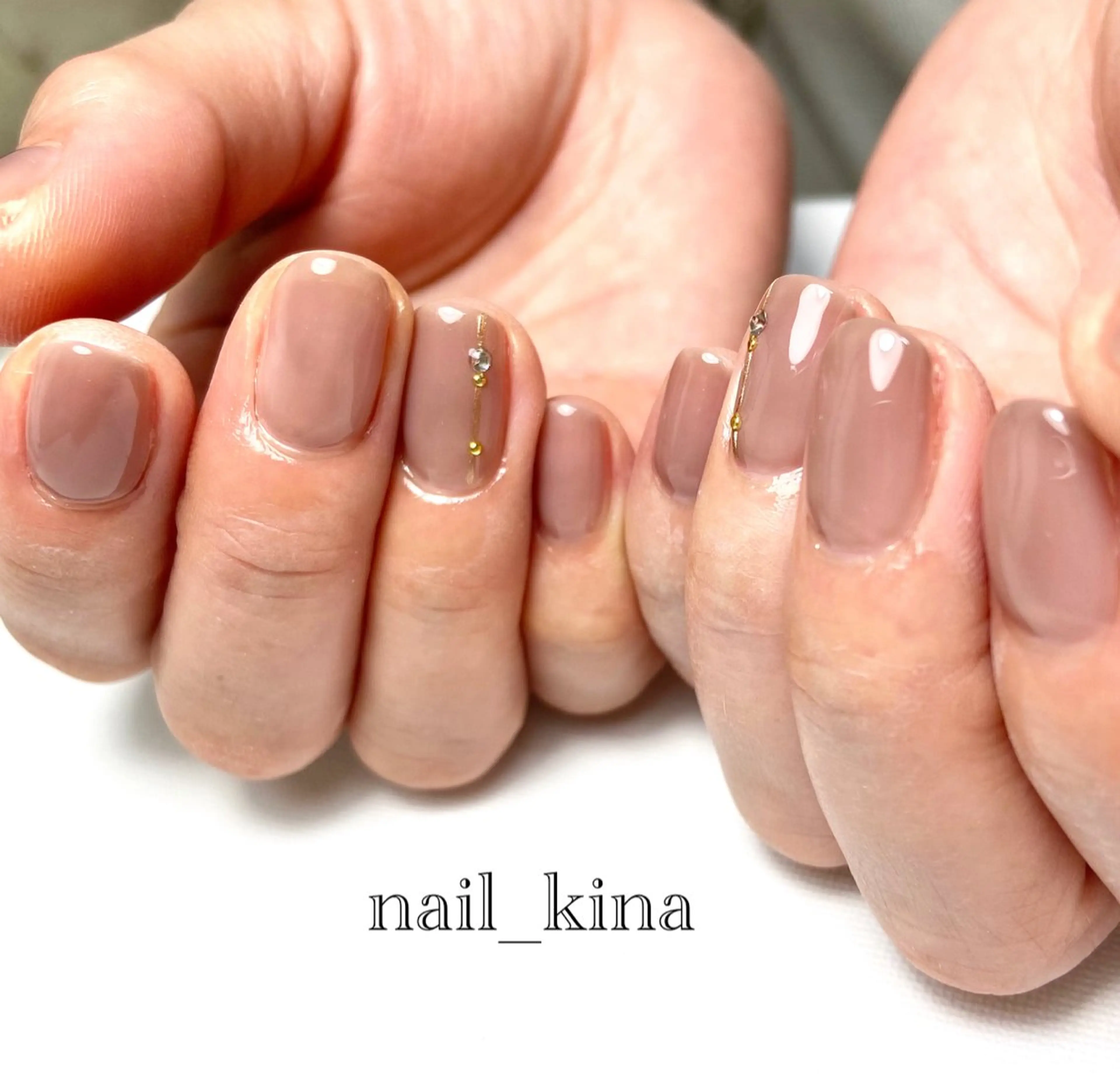 ネイル オフィスネイル ハンドネイル nail_ kinaのネイルデザイン