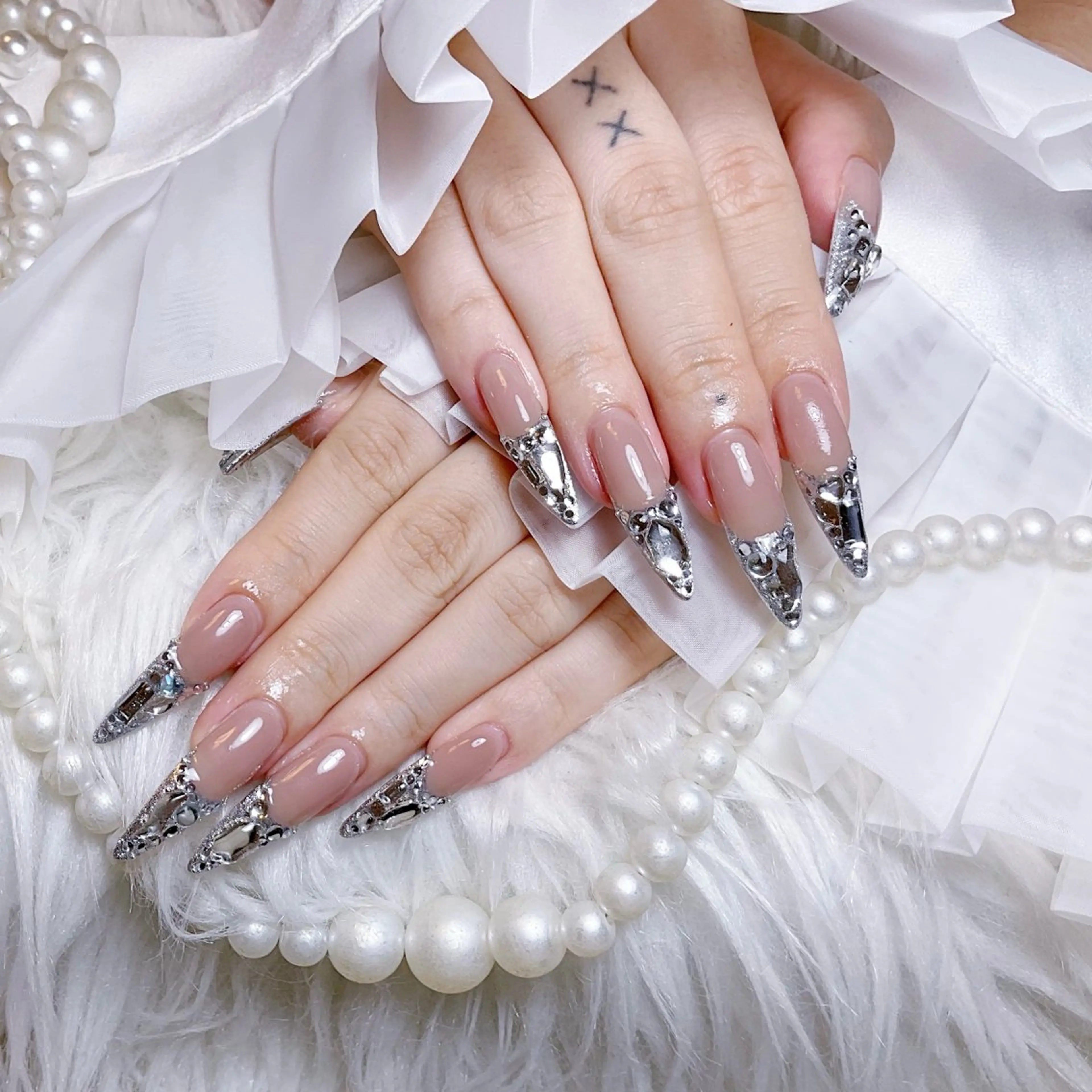 ネイル ハンドネイル 🌈Yun nail hyejin💋のネイルデザイン