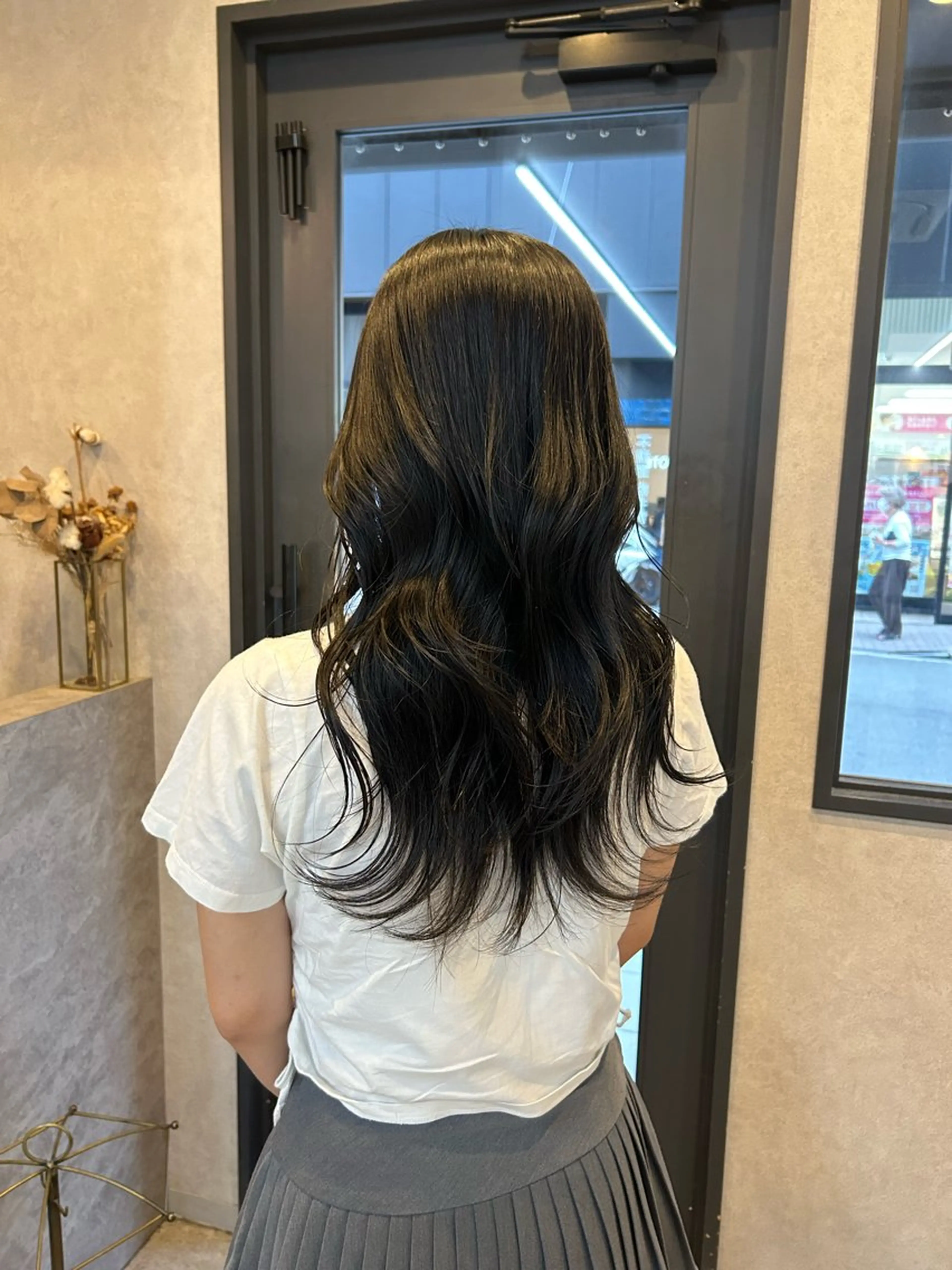 ロング カラー カット ヘアカラー トリートメント いなみね はるきのヘアスタイル