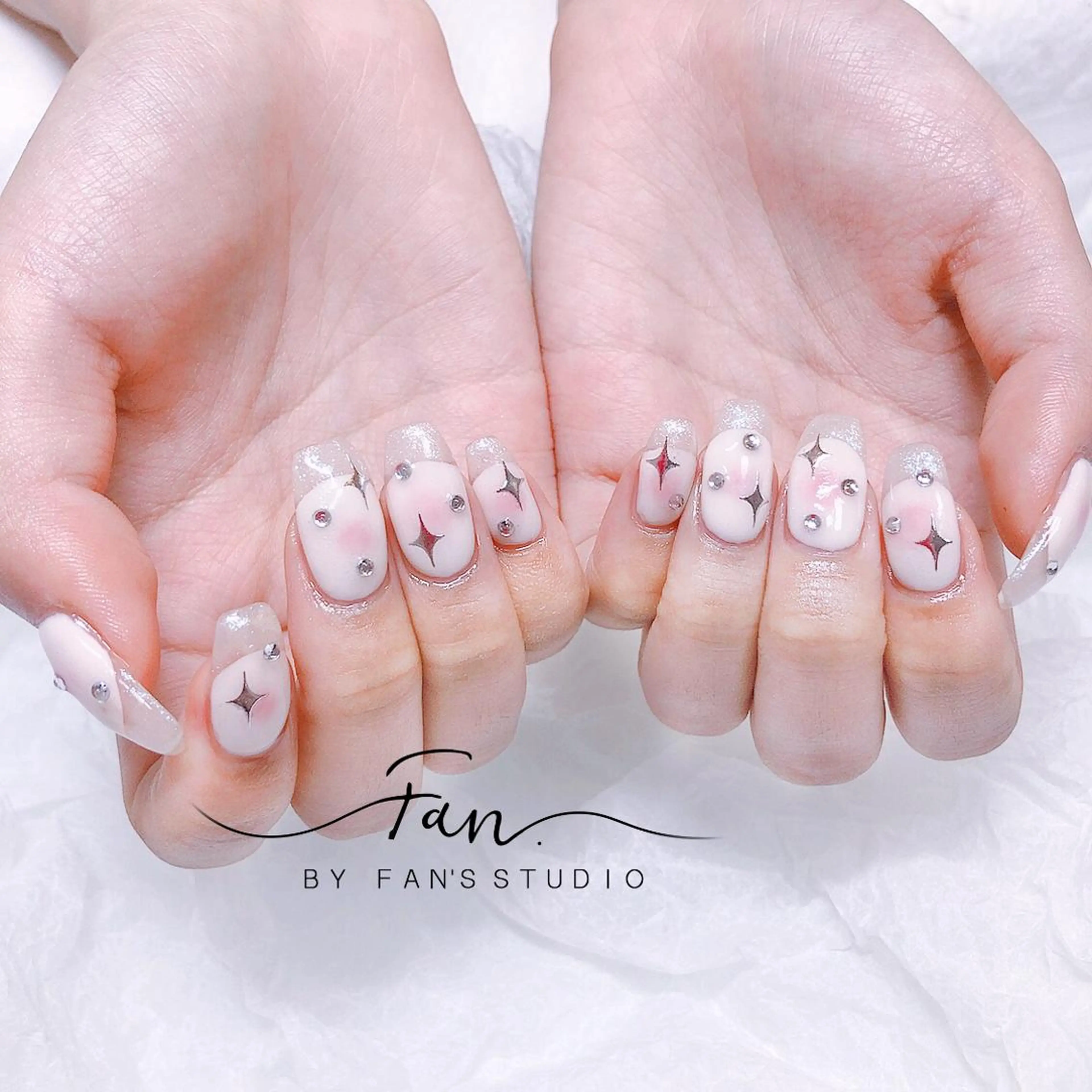 ネイル 🌻FAN'S STUDIO池袋🌻のネイルデザイン