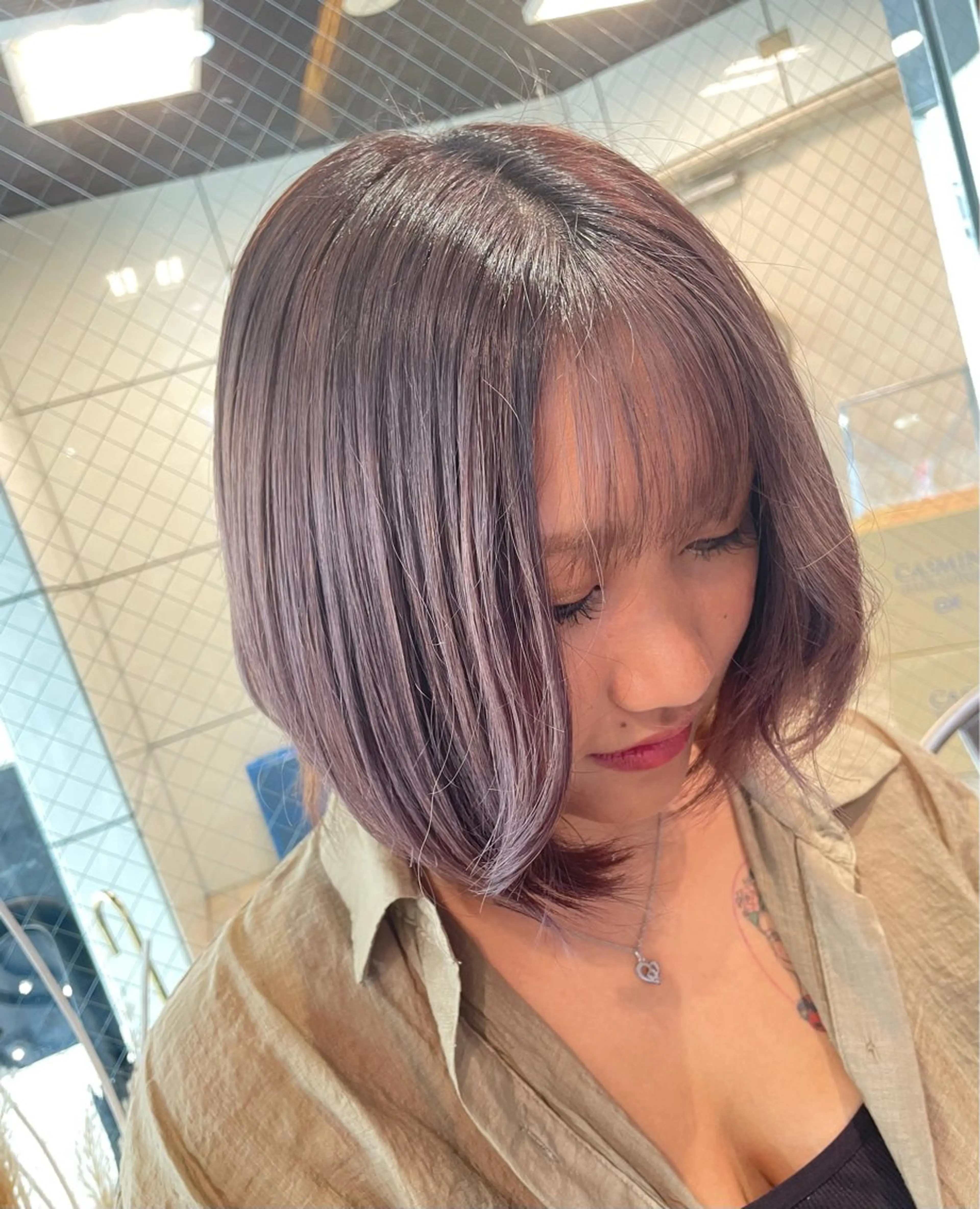 ショート カラー ‪るか/‪透明感 カラー/アレンジのヘアスタイル