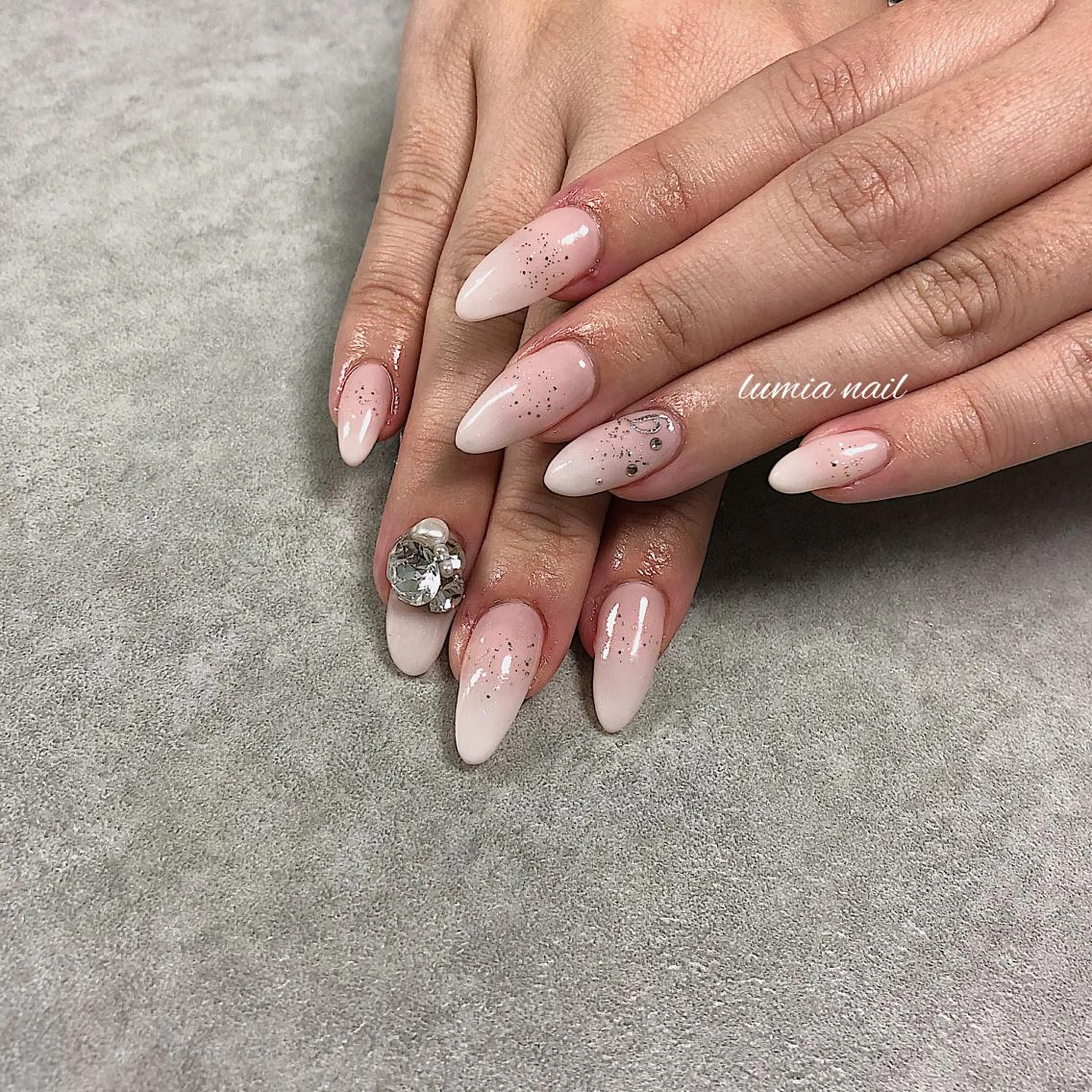 ネイル nail&eyelash Rine所属・Rine 放出 (リネ)のネイルデザイン