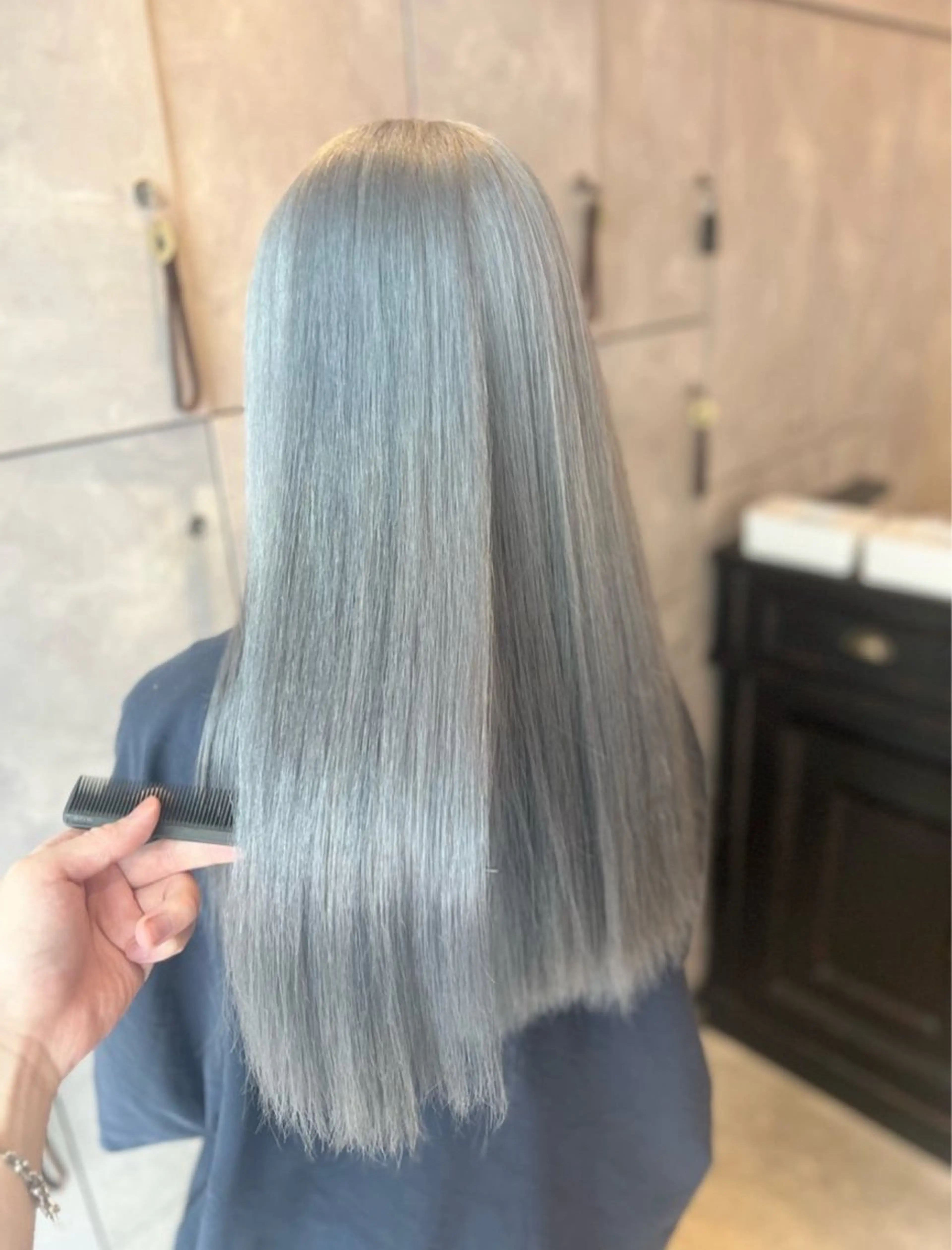 セミロング カラー ヘアカラー トリートメント ヘアセット 🌈インナーカラー ‘ショウマ’🌈のヘアスタイル