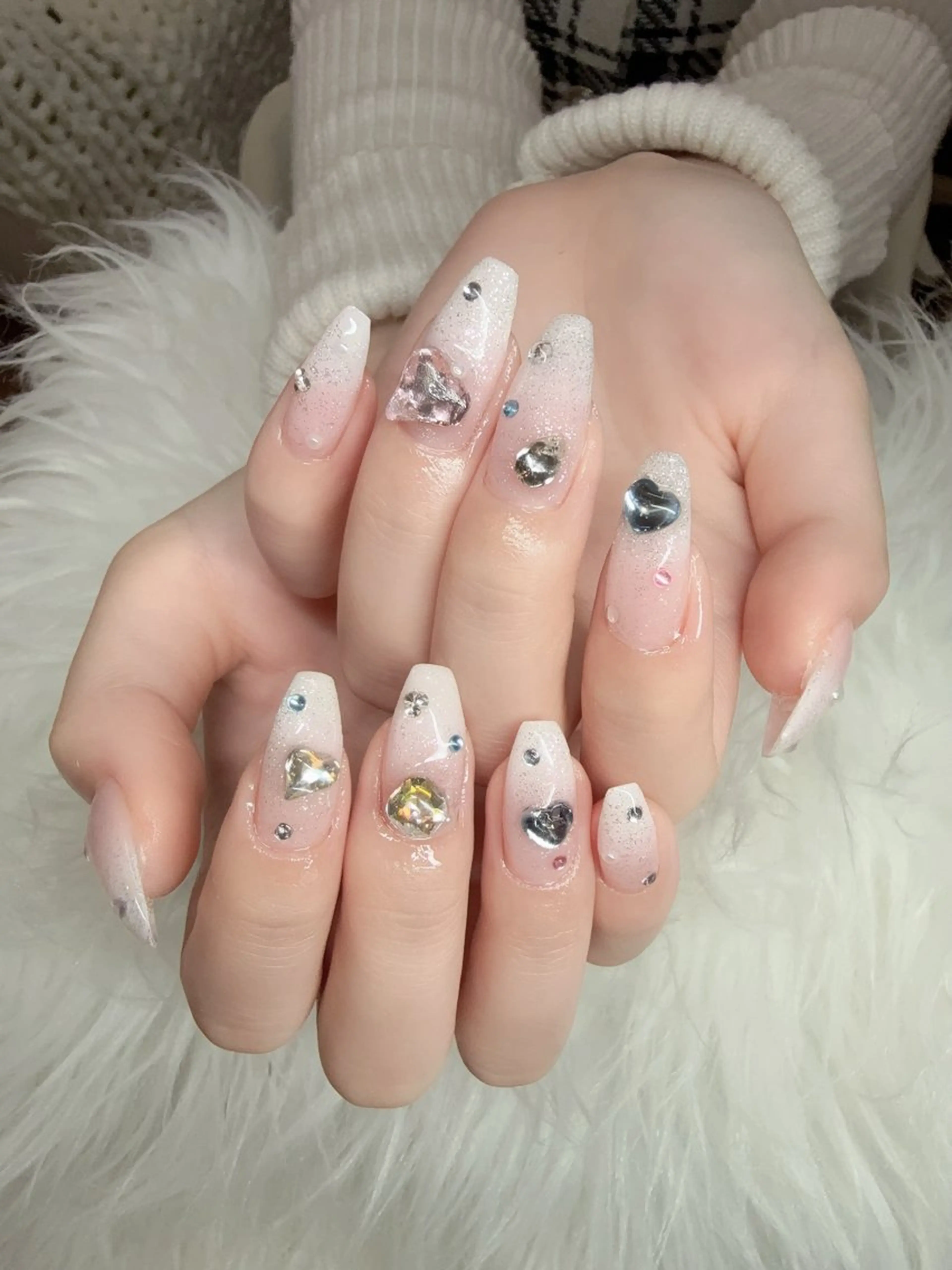 ネイル ボルドー ブラウン チークネイル ドット フットネイル ハンドネイル ハンドケア yurinail所属・yuri nail 高田馬場のネイルデザイン