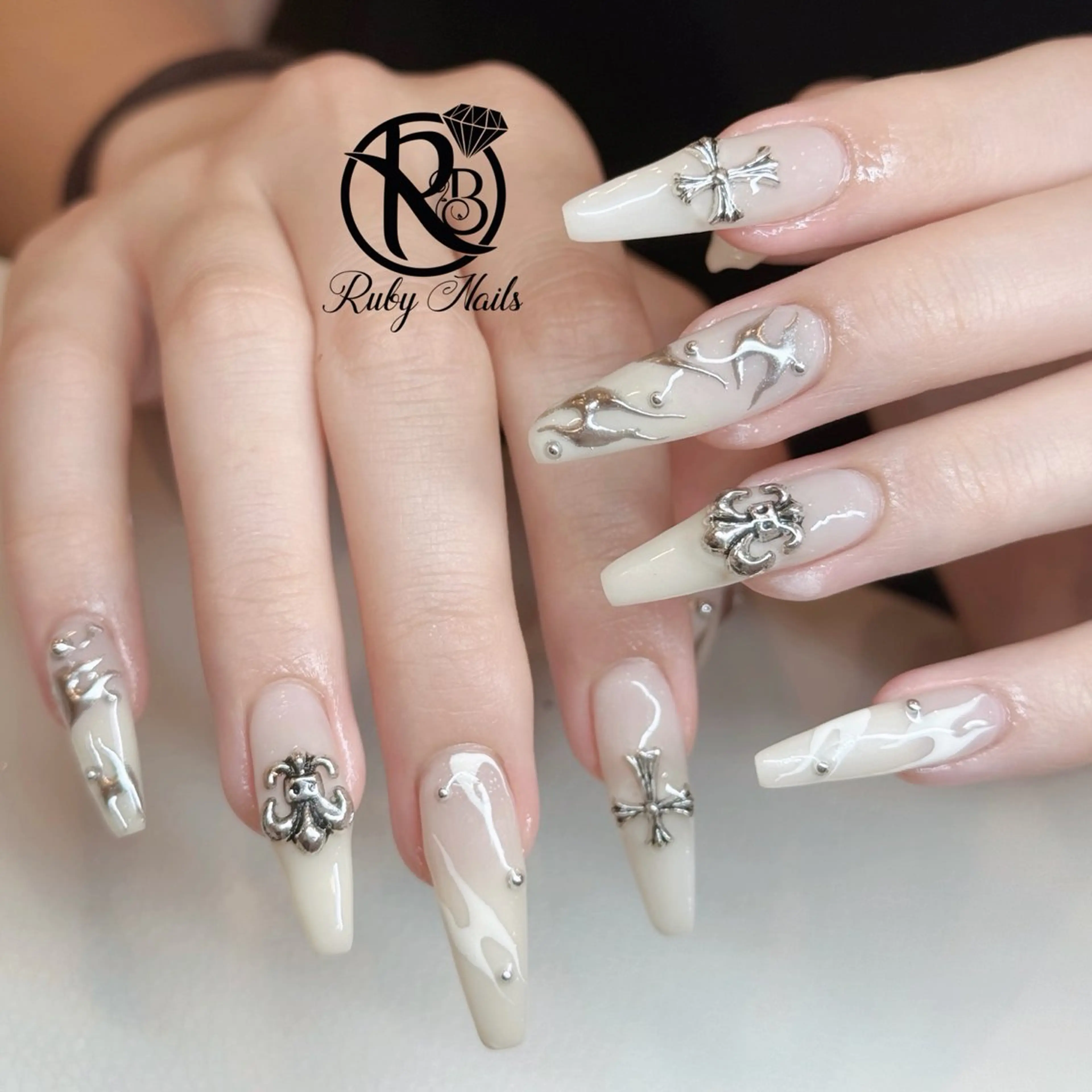 ネイル ハンドネイル Yukichan 日暮里店のネイルデザイン