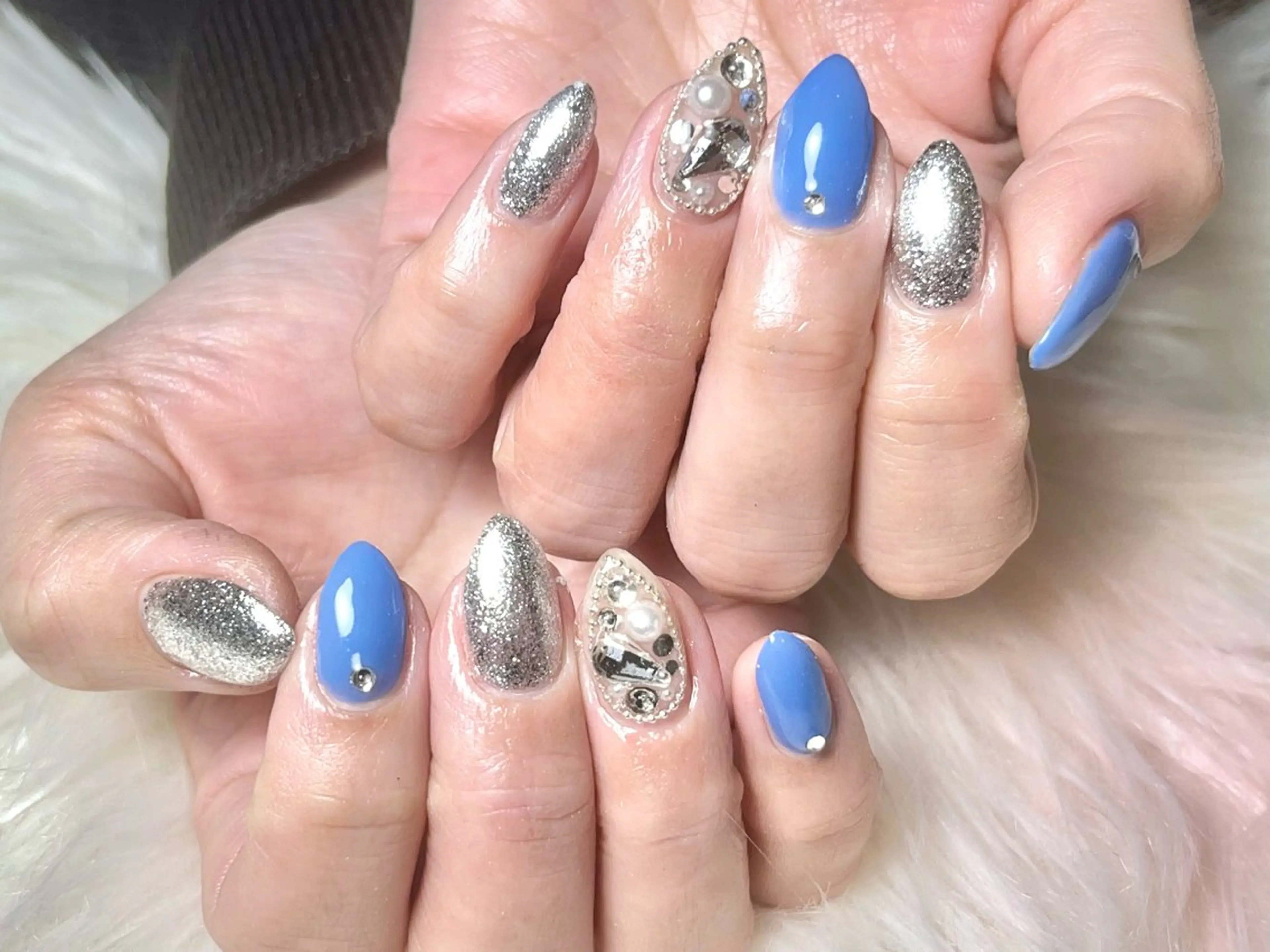 ネイル hohomi .のネイルデザイン