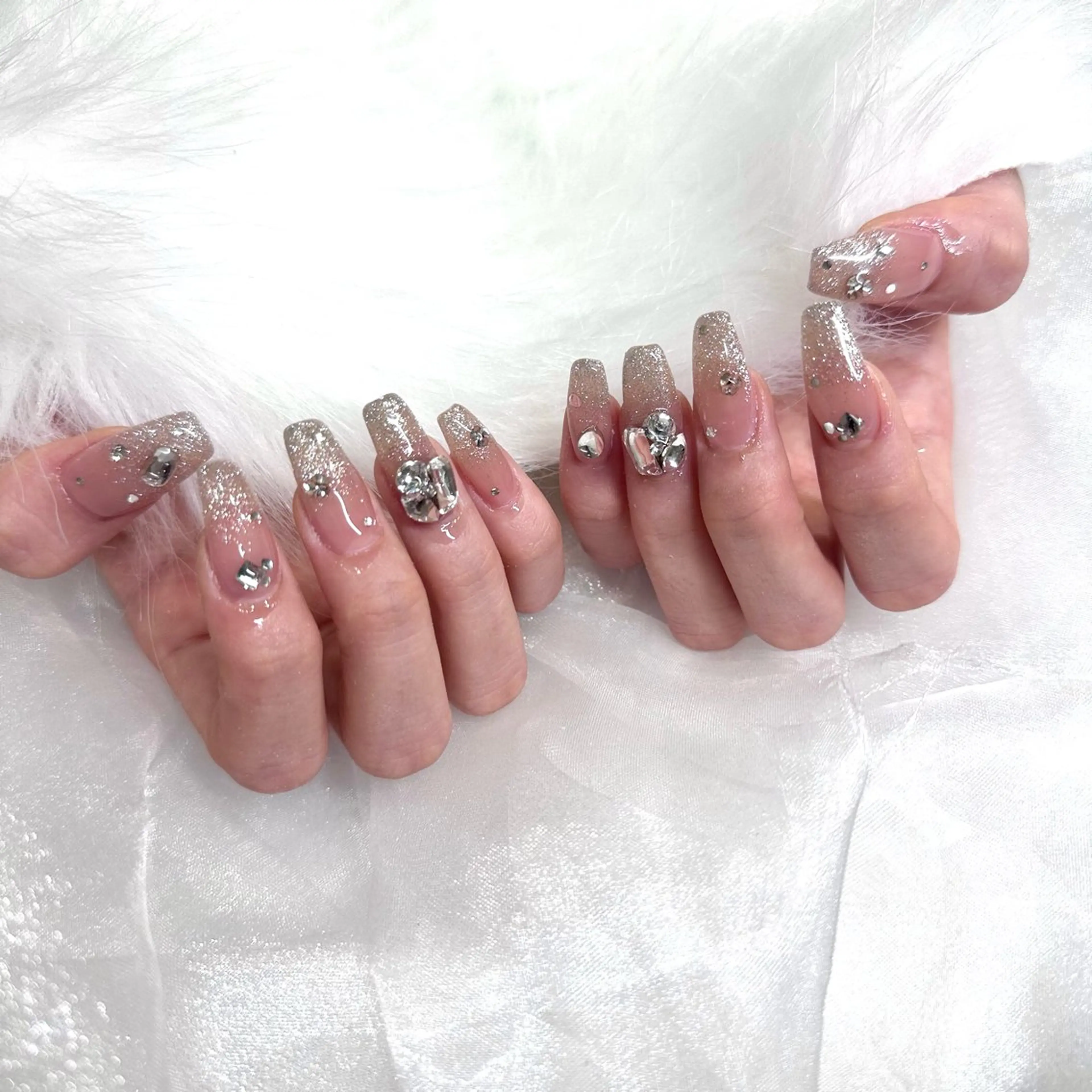 ネイル キラキラネイル ワンホンネイル ume hairsalon所属・nono/ 熊取ﾈｲﾙｻﾛﾝのネイルデザイン