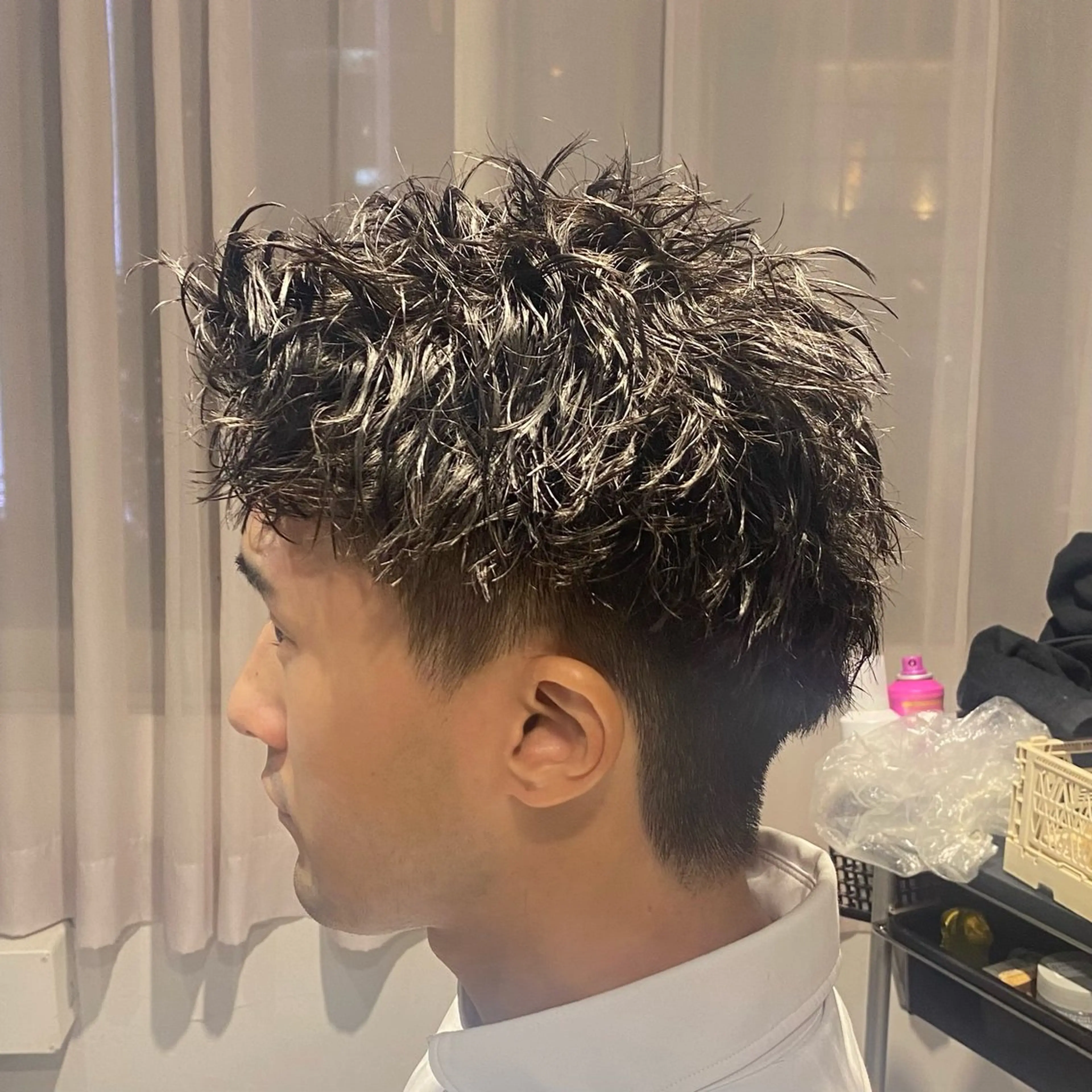 ショート パーマ メンズ カット パーマ 江﨑 翔のヘアスタイル