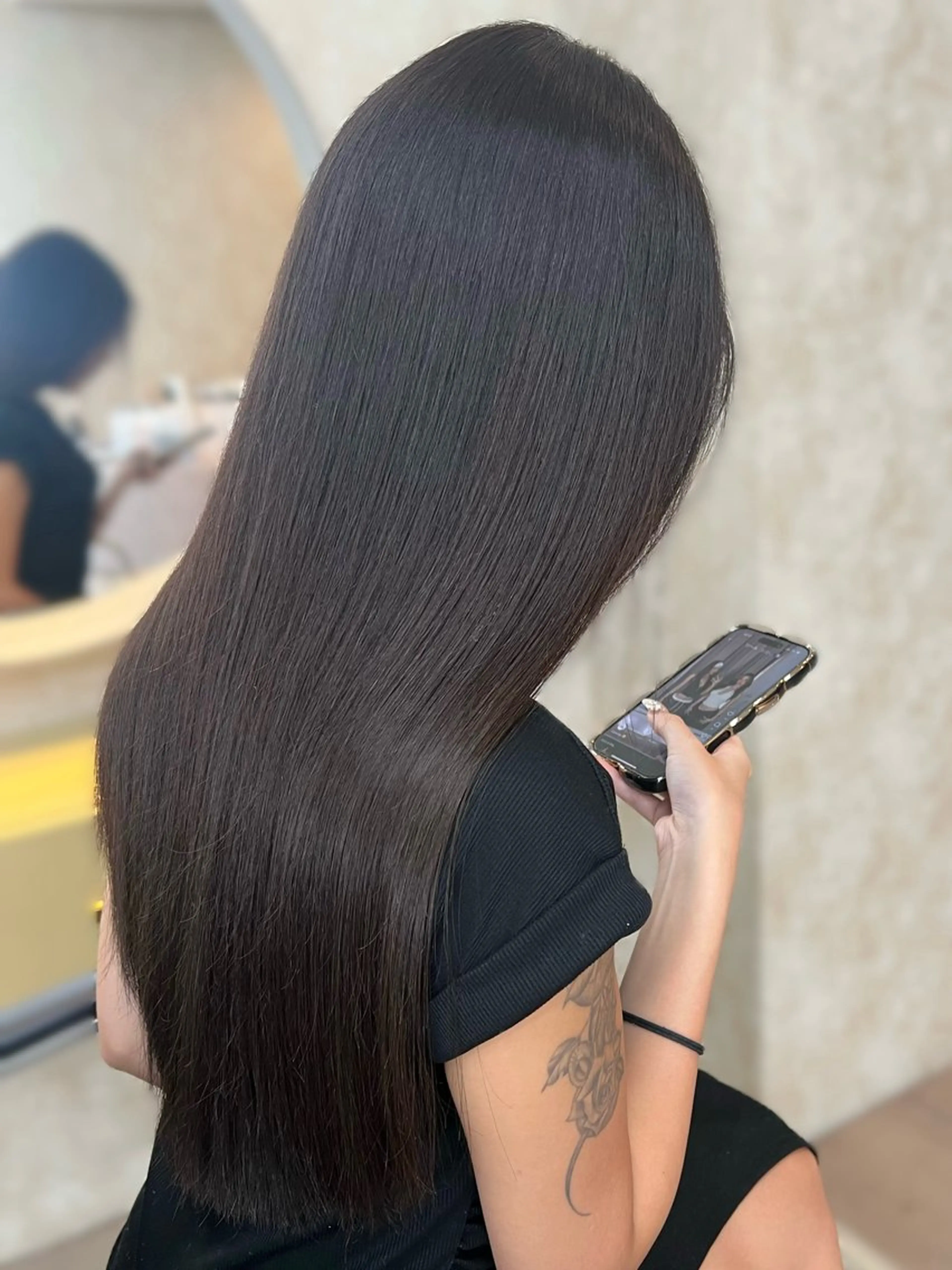 ロング 小谷 梨奈のヘアスタイル