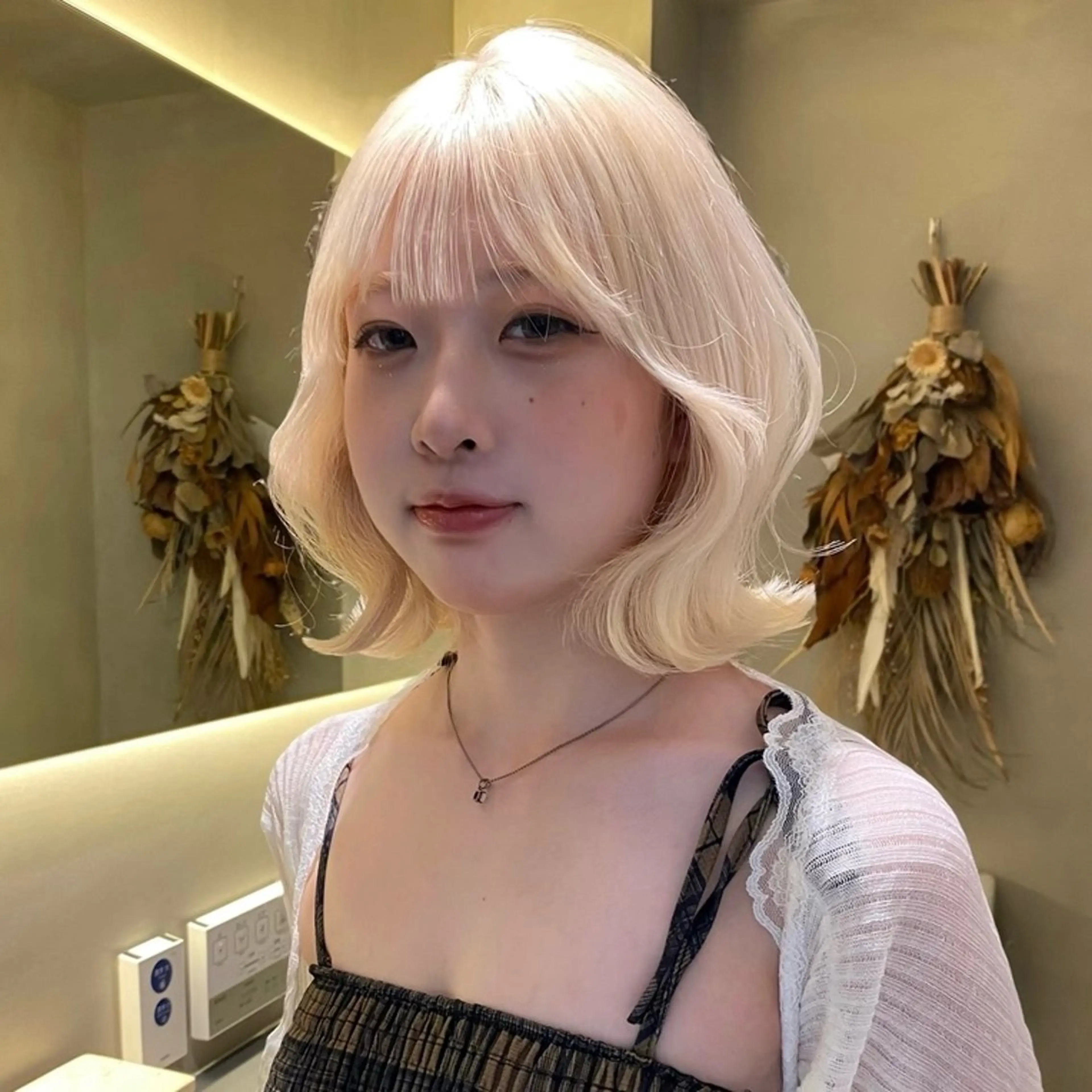 ミディアム ボブレイヤー ボブ レイヤーカット ウルフカット 石堂 菜々美／艶カラー🫧のヘアスタイル