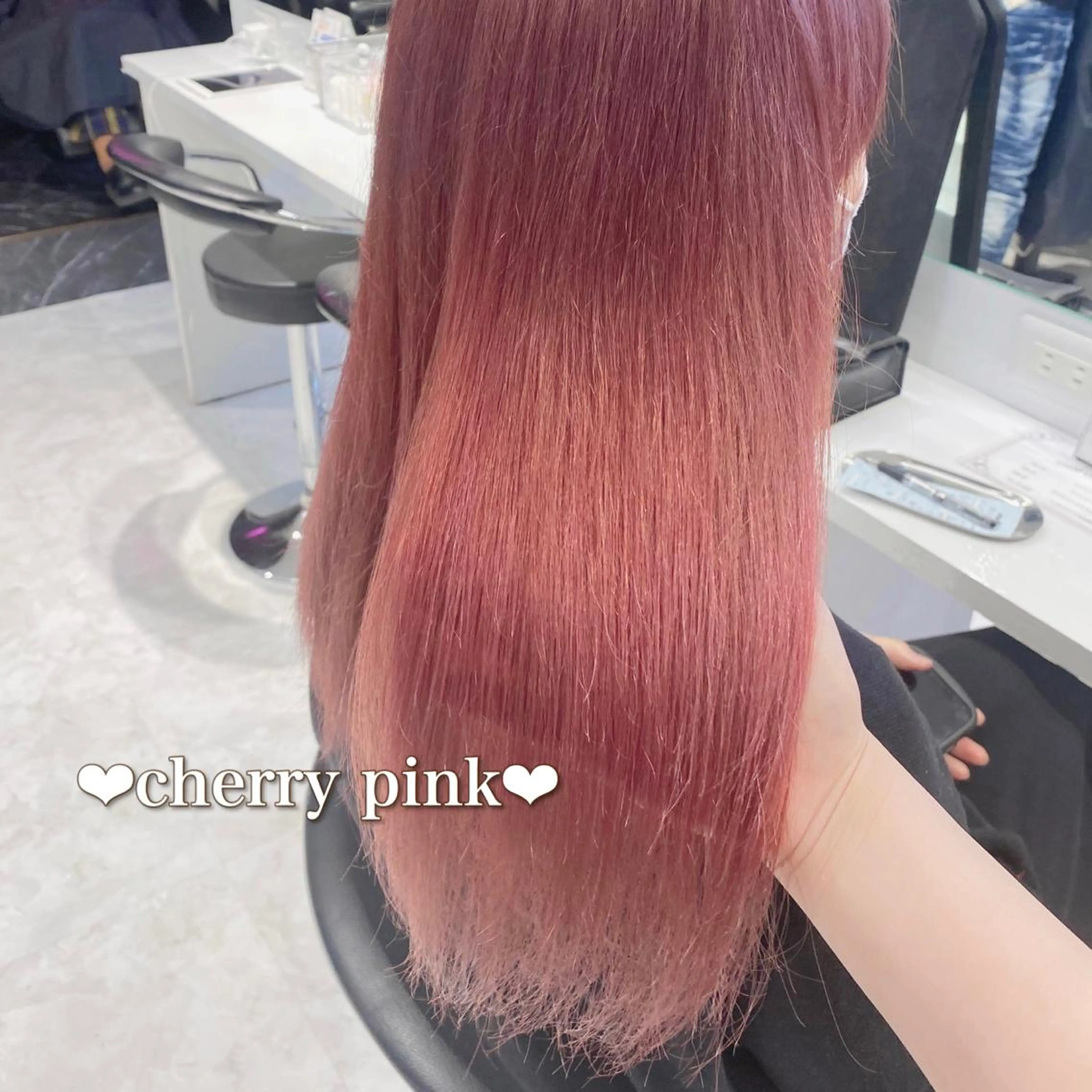 セミロング カラー ヘアアレンジ メンズ キッズ メンズブリーチ ブリーチ ピンクカラー お悩み解決美容師 💐AMIのヘアスタイル