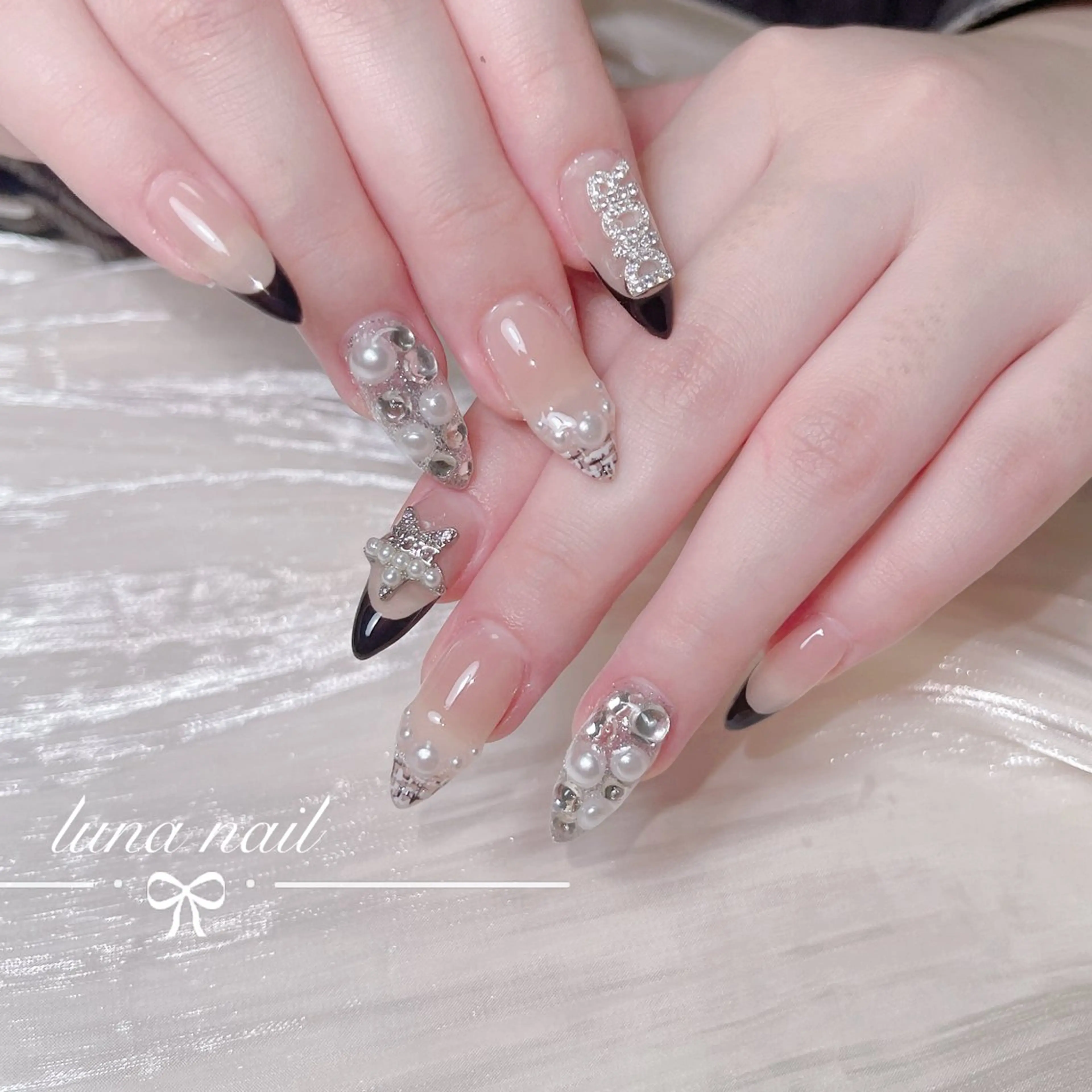 ネイル luna nail ＆eyelashのネイルデザイン