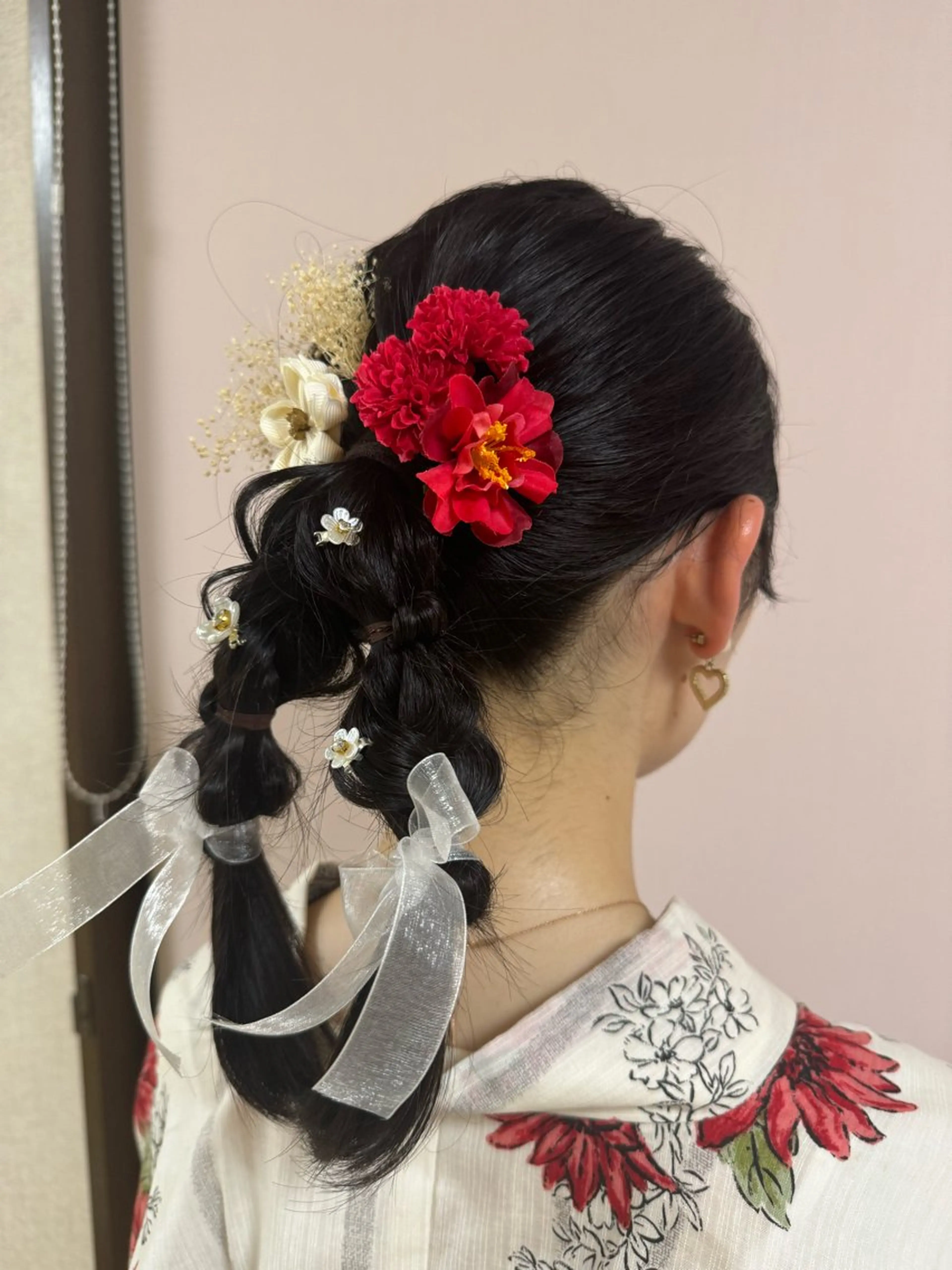 ロング カラー ヘアアレンジ 髪飾り 浴衣 APHRODITE GINZA御茶ノ水神保町所属・たむら みなみのヘアスタイル