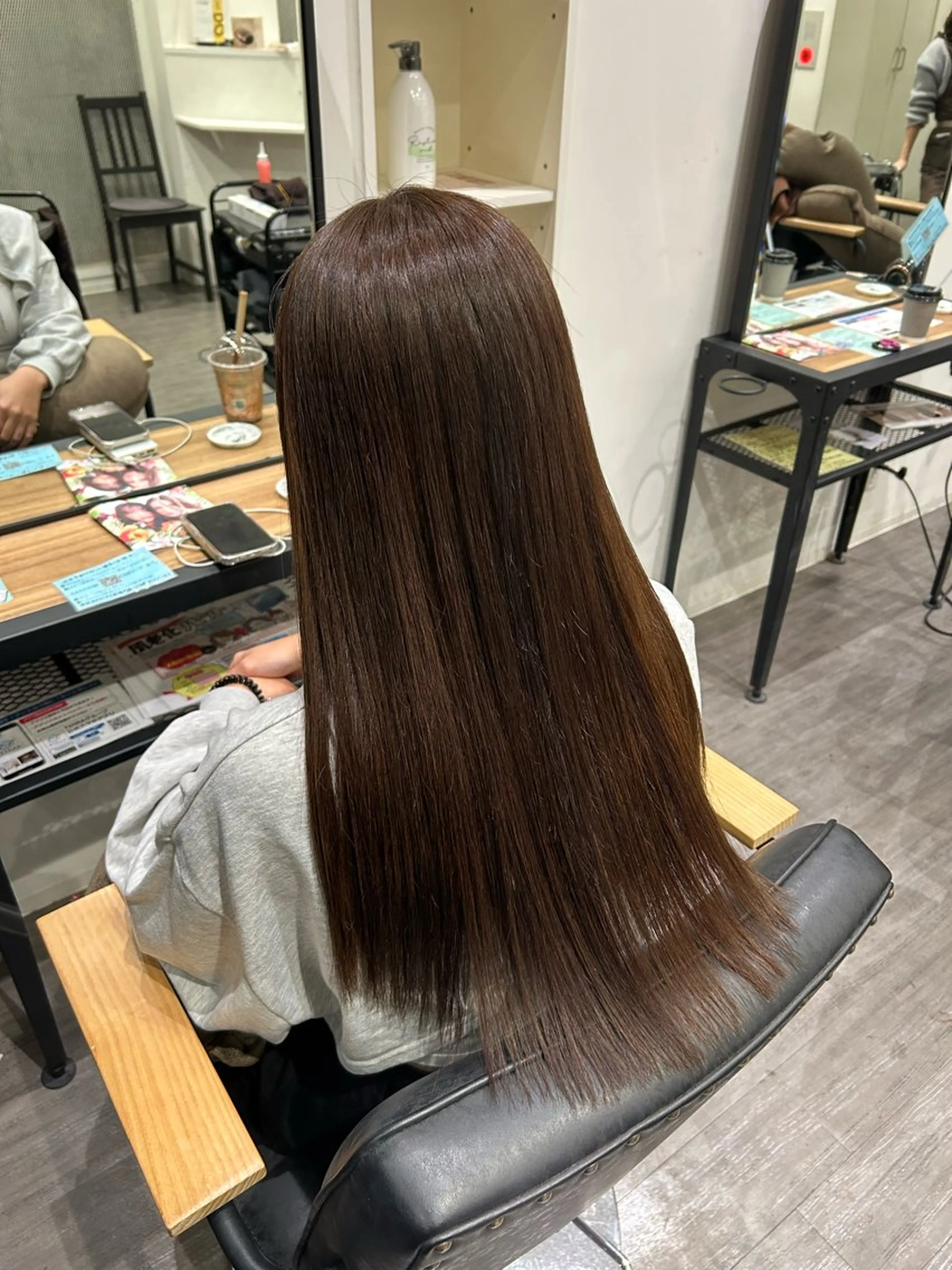 ロング カラー アッシュ 透明感カラー ヘアカラー トリートメント カラーリスト💟草間 紫音💟のヘアスタイル