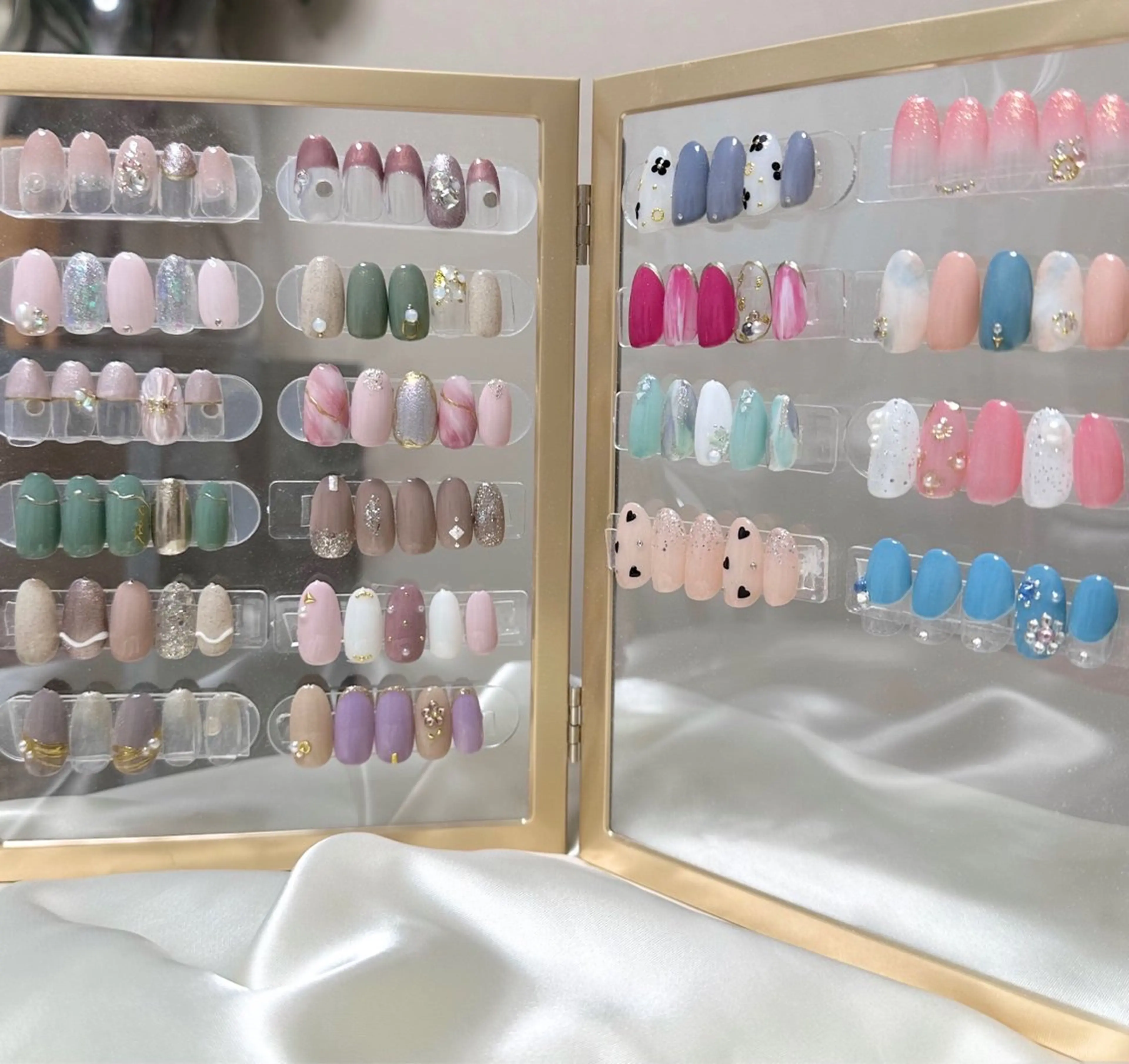 【handオフ無し】サンプルアート💅パラジェルフィルインに変更別途¥550ベースカラー変更🉑の写真