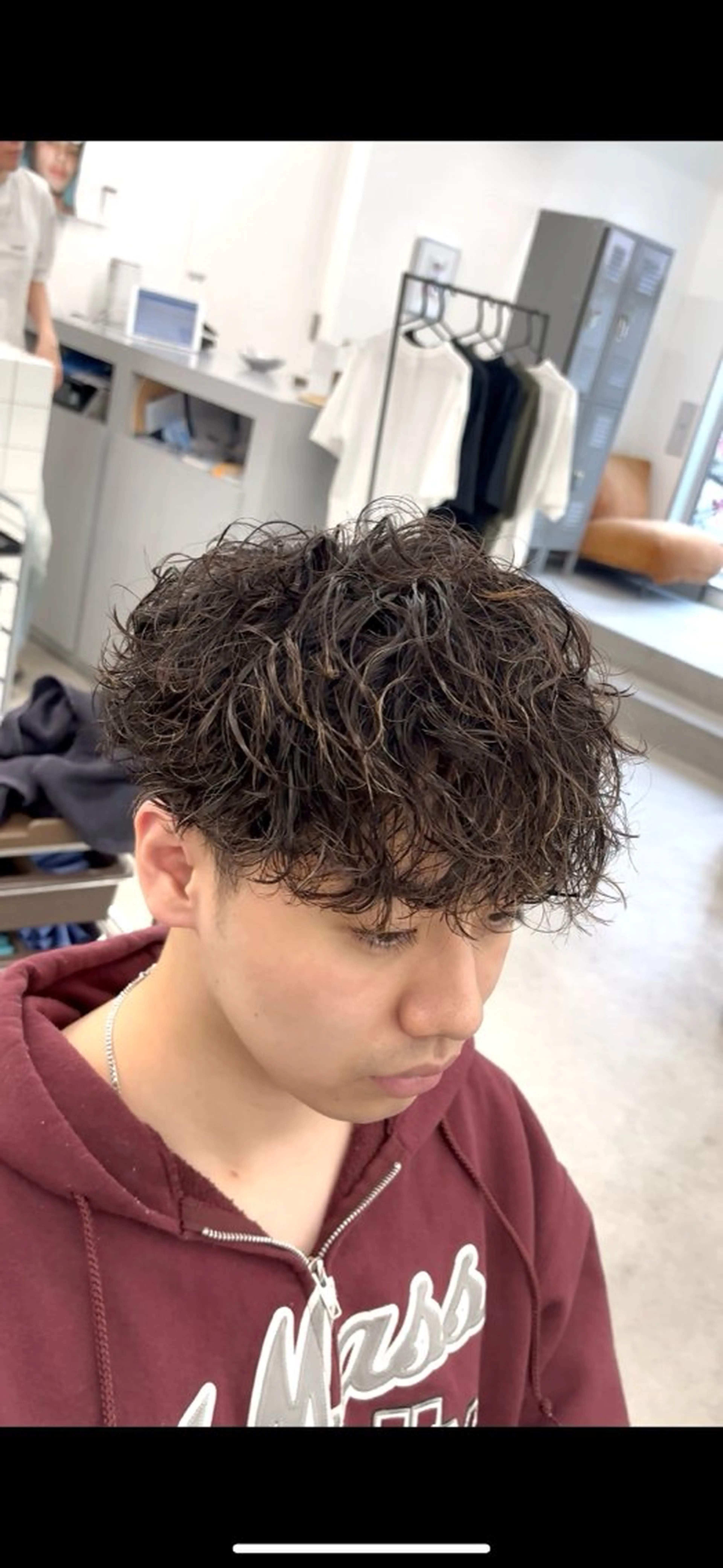 ショート パーマ メンズ メンズパーマ スパイラルパーマ パーマ なりたひろと / モデル料金でご案内中のヘアスタイル