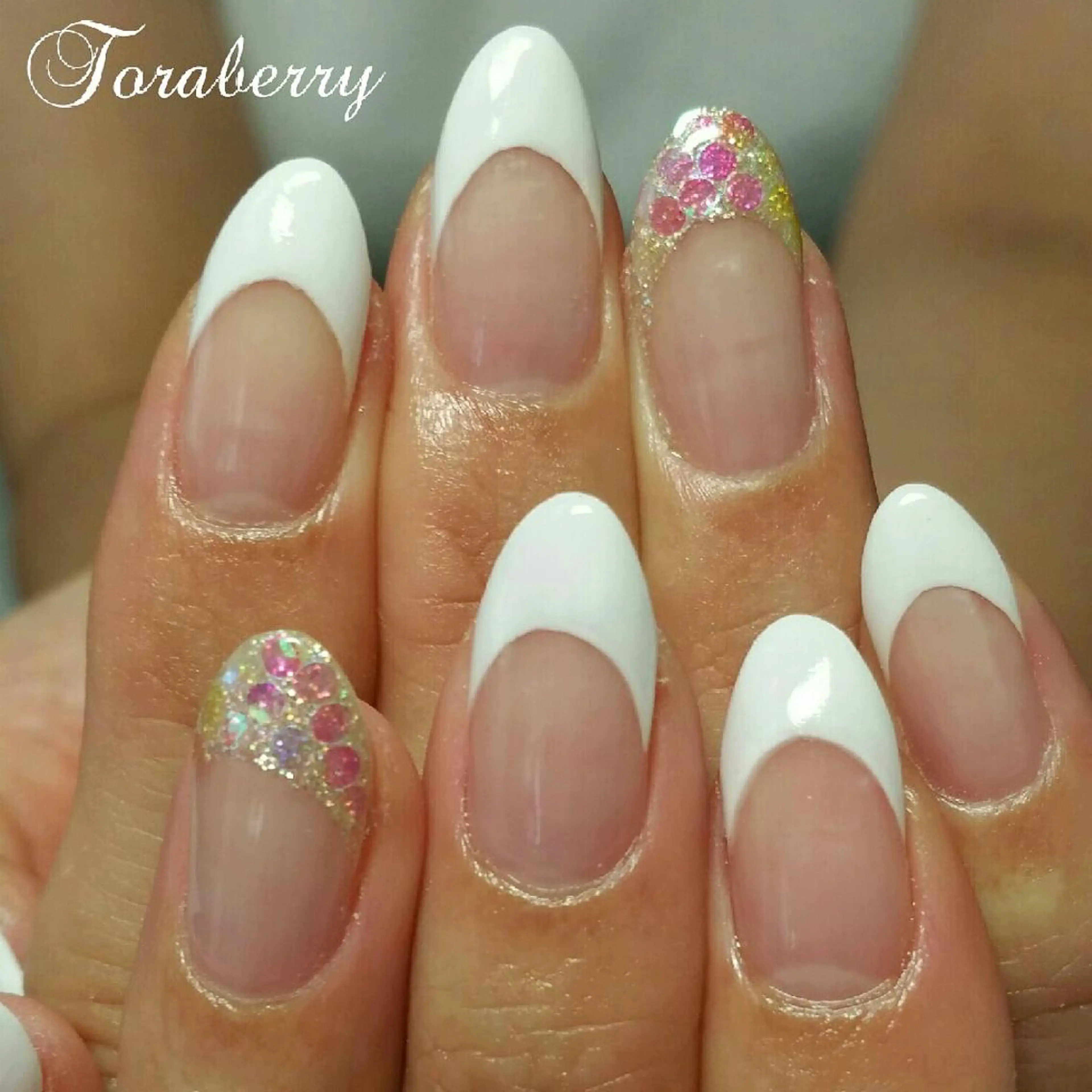 ネイル フレンチネイル ハンドネイル ネイリスト なつみのネイルデザイン