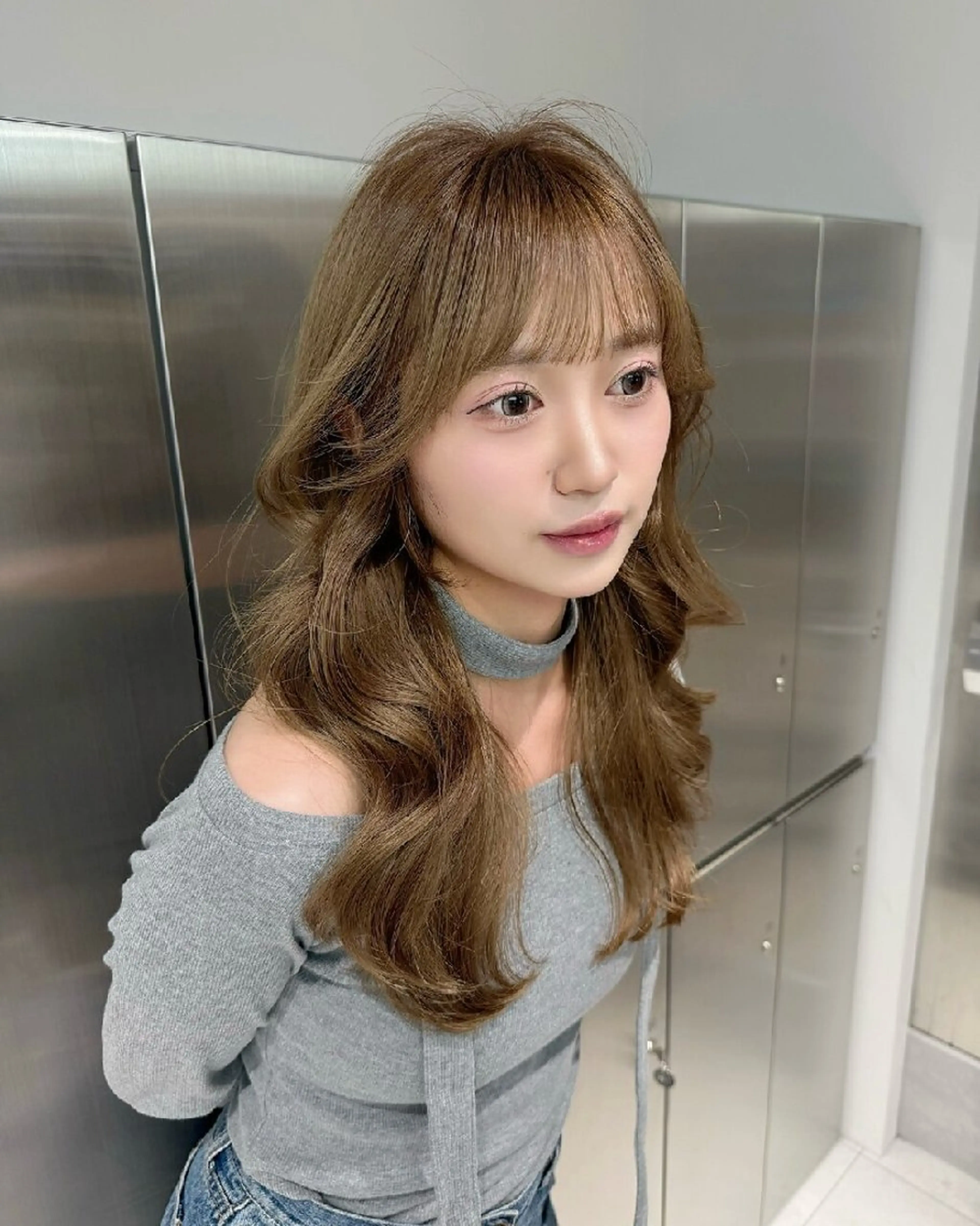 ロング カラー カット ヘアカラー トリートメント Lond Mirrorのヘアスタイル