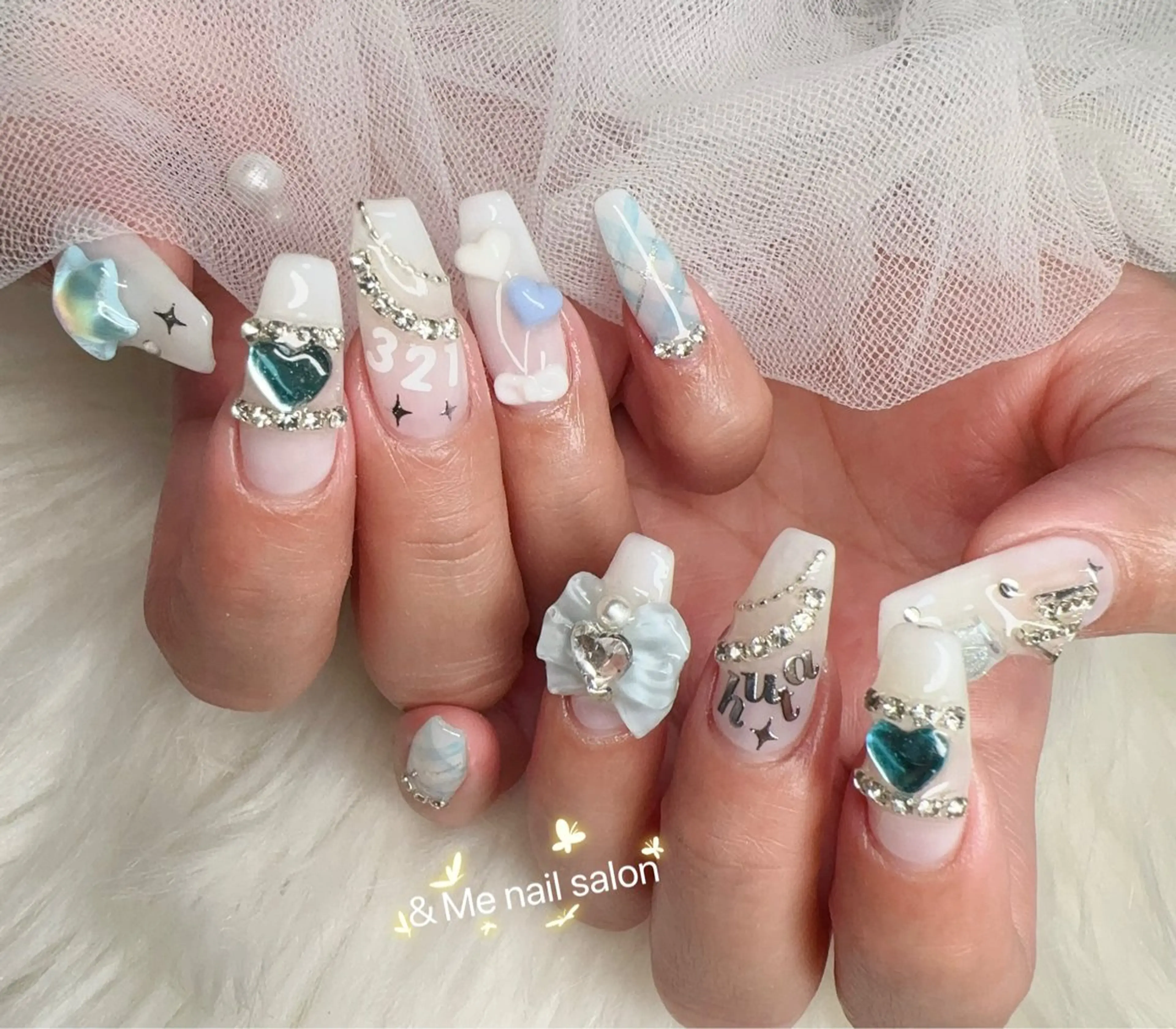 ネイル ハンドネイル ＆ME アンドミーのネイルデザイン