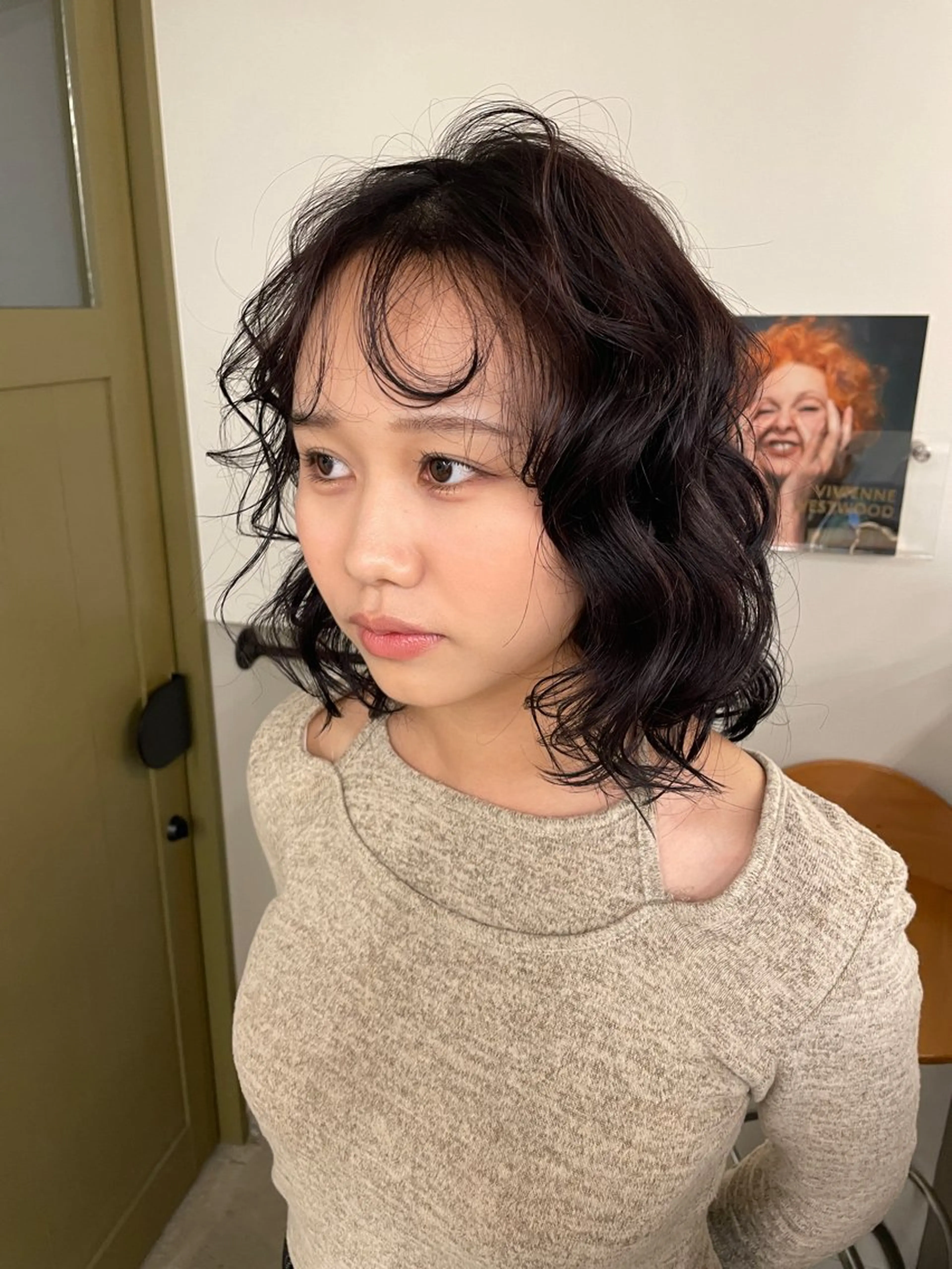 ショート カラー ヘアカラー トリートメント ヘアセット tonari所属・ブリーチモデル/ カットモデル/Riaのヘアスタイル