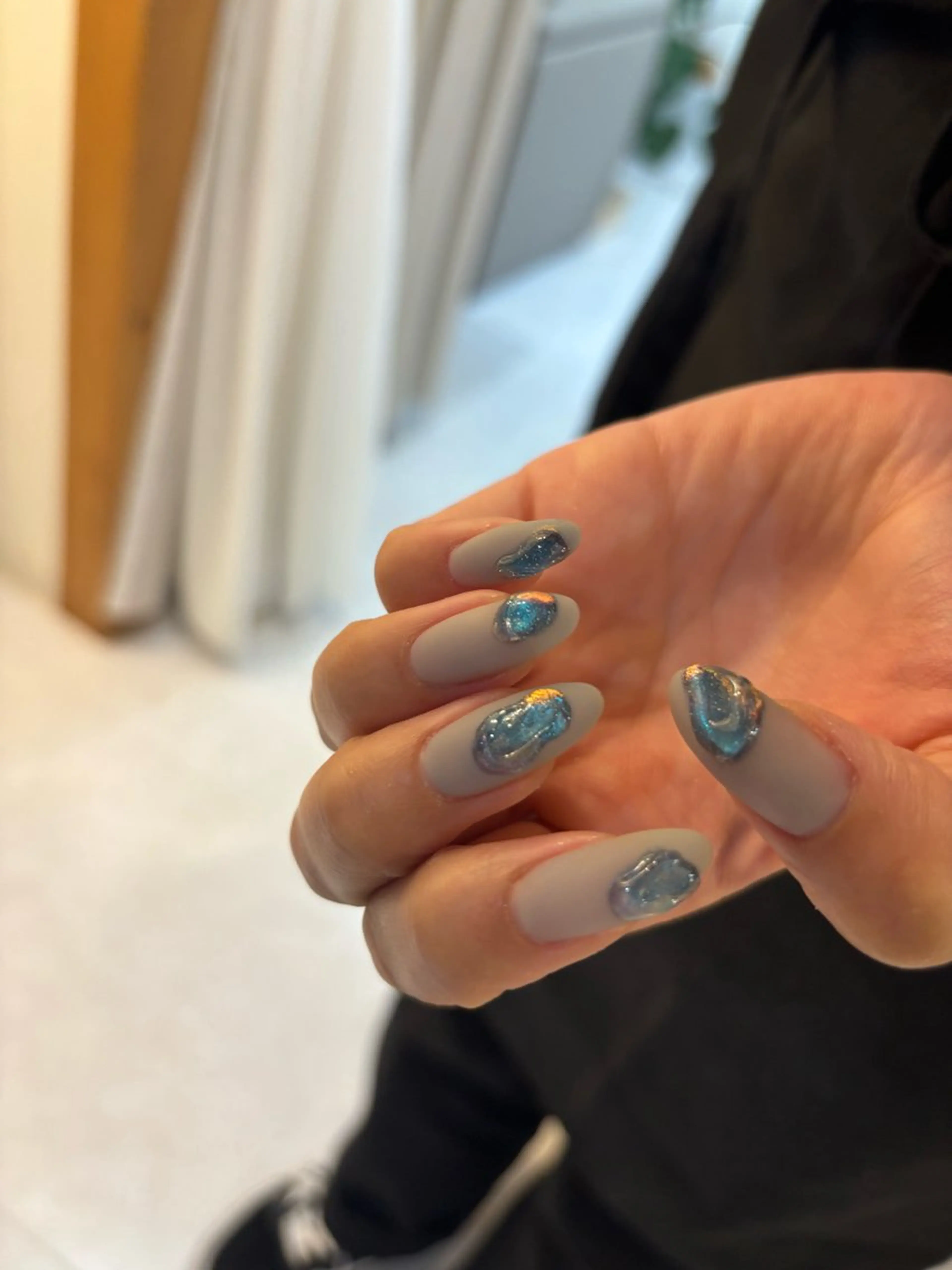 ネイル オーロラネイル マグネットネイル マットネイル ハンドネイル THREE.所属・THREE nailのネイルデザイン