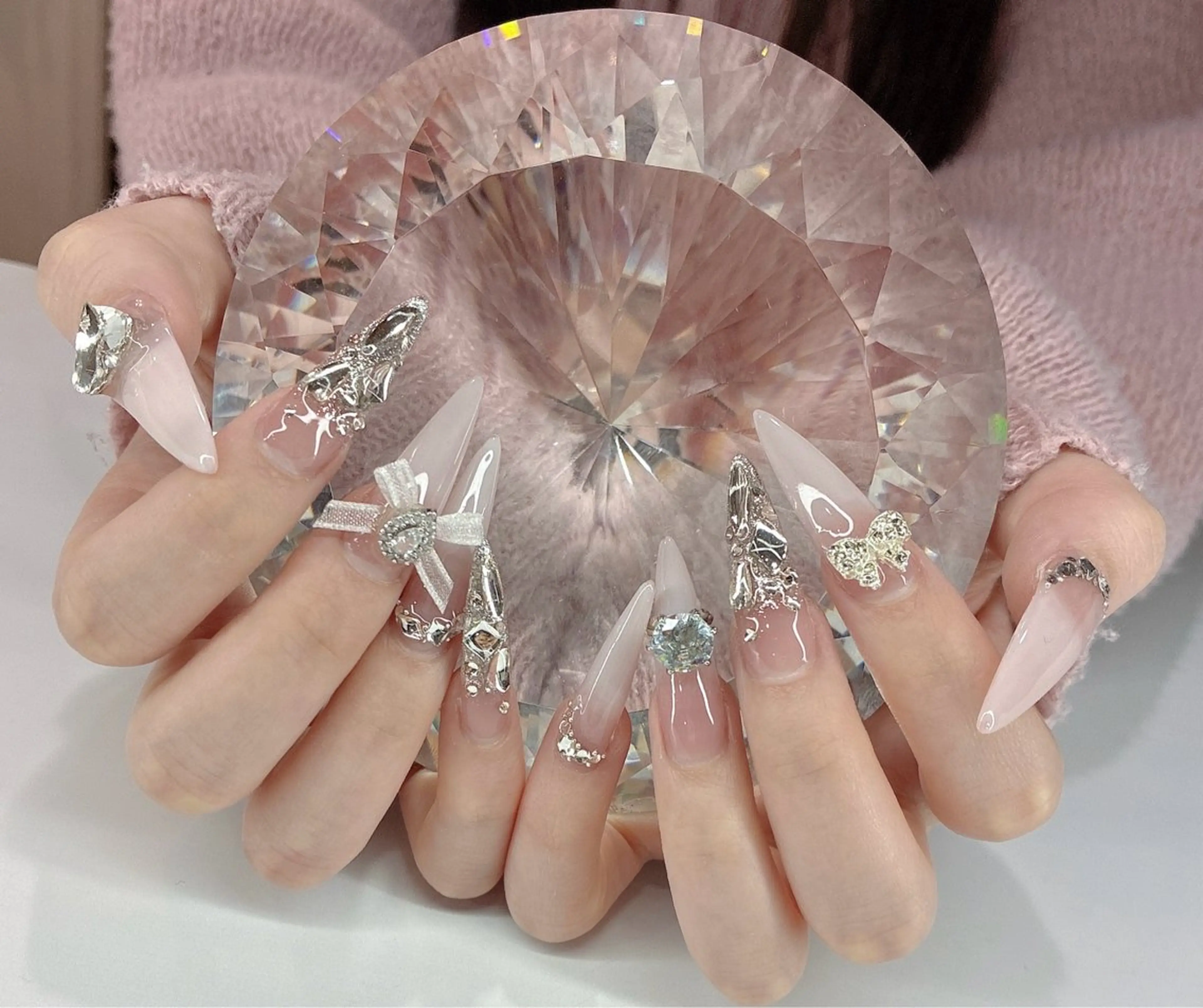 ネイル ハンドネイル LoaChaton kaeのネイルデザイン