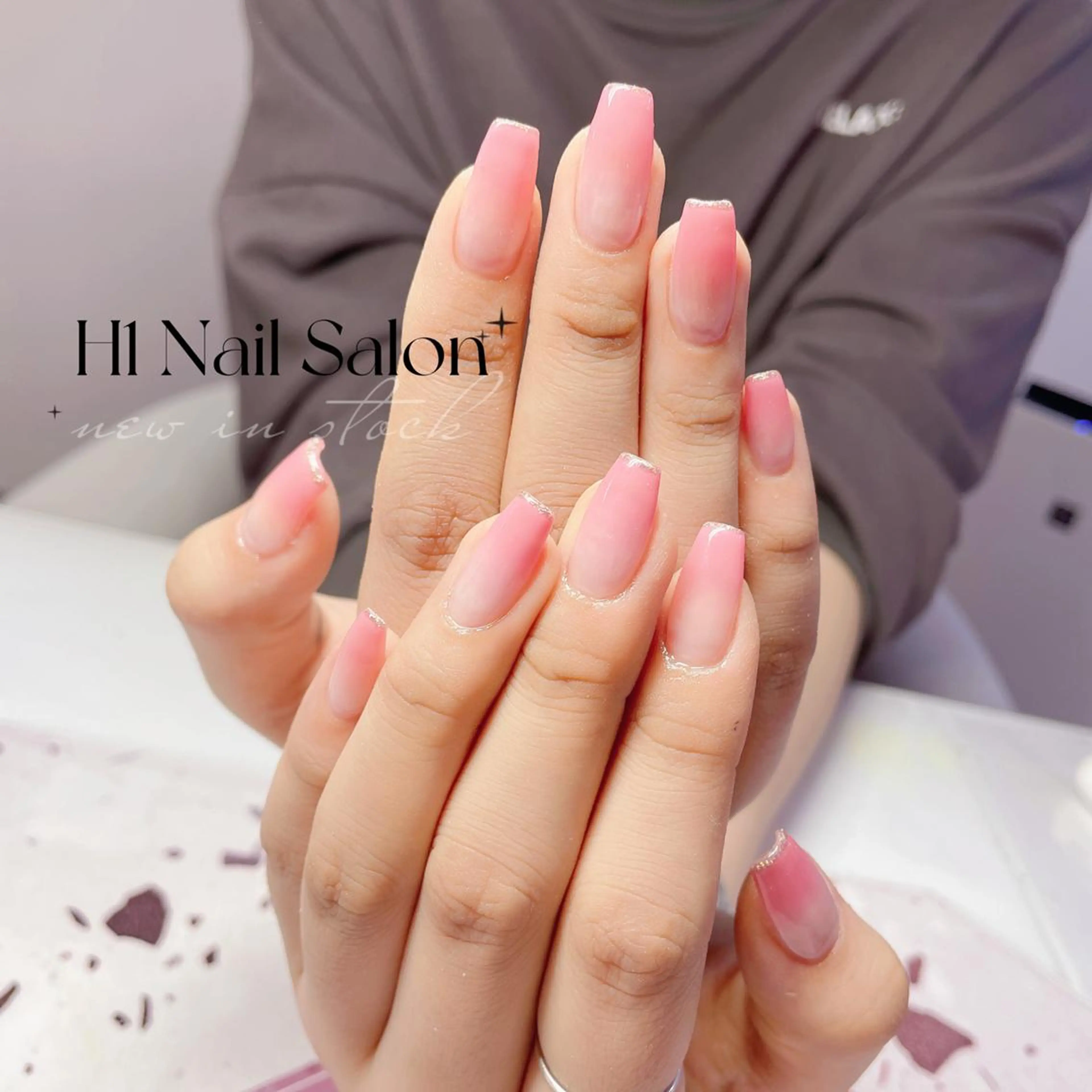 セミロング ネイル H1 ネイル サロンのネイルデザイン