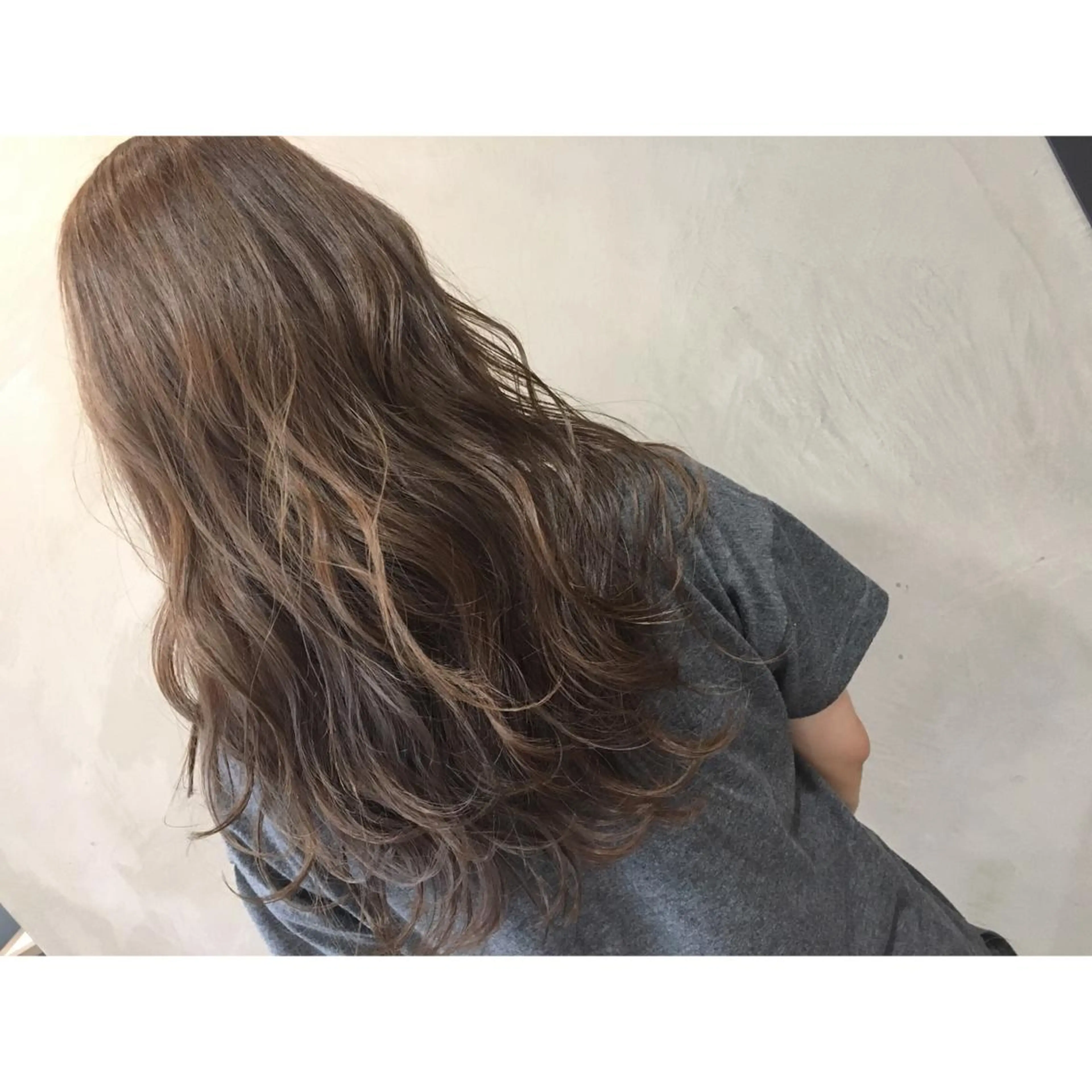 ロング カラー 🩷🍭中津・梅田 エリア🍬💜のヘアスタイル