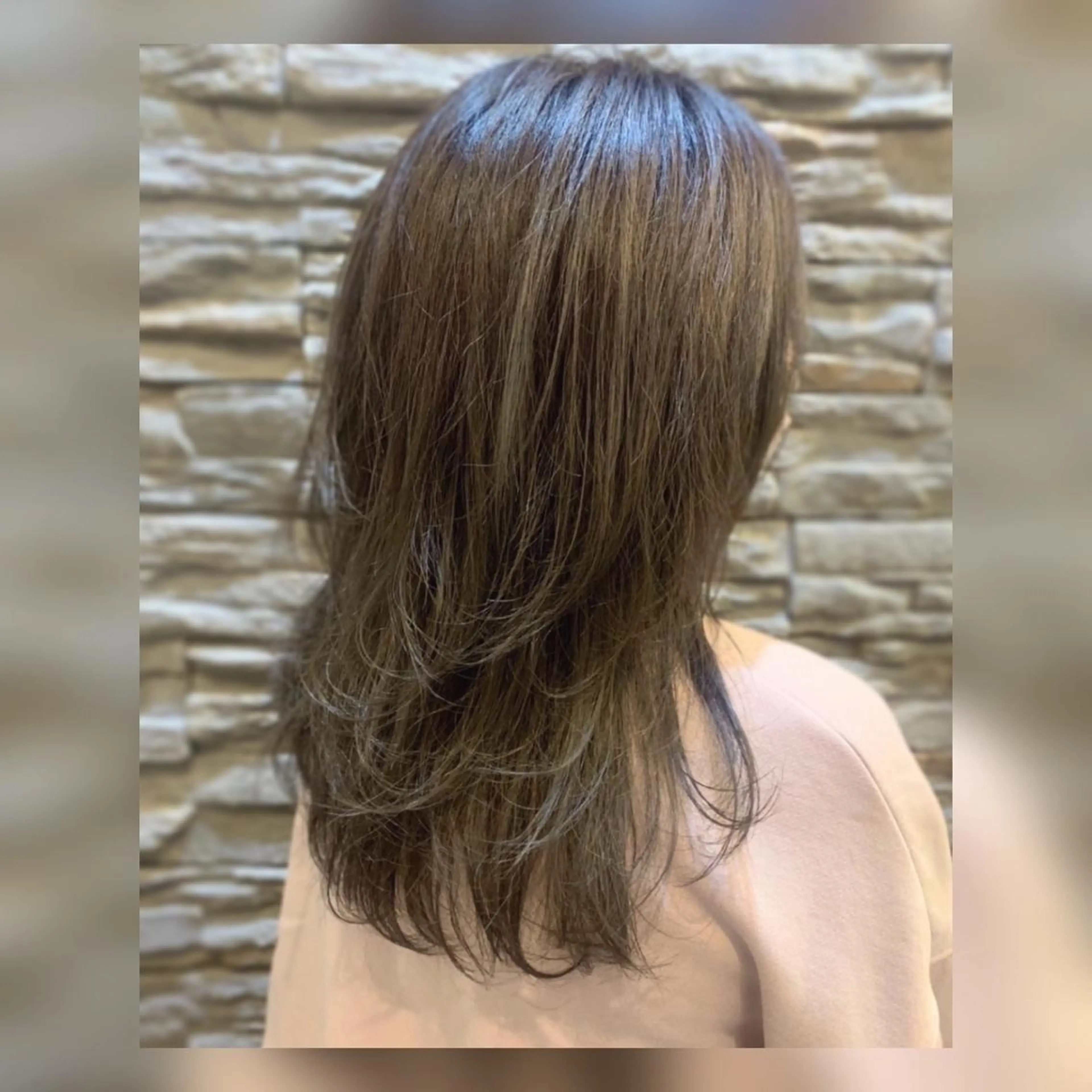 セミロング レイヤーカット 髪質改善美容室Qin hair所属・【女性限定】 👑hanaのヘアスタイル