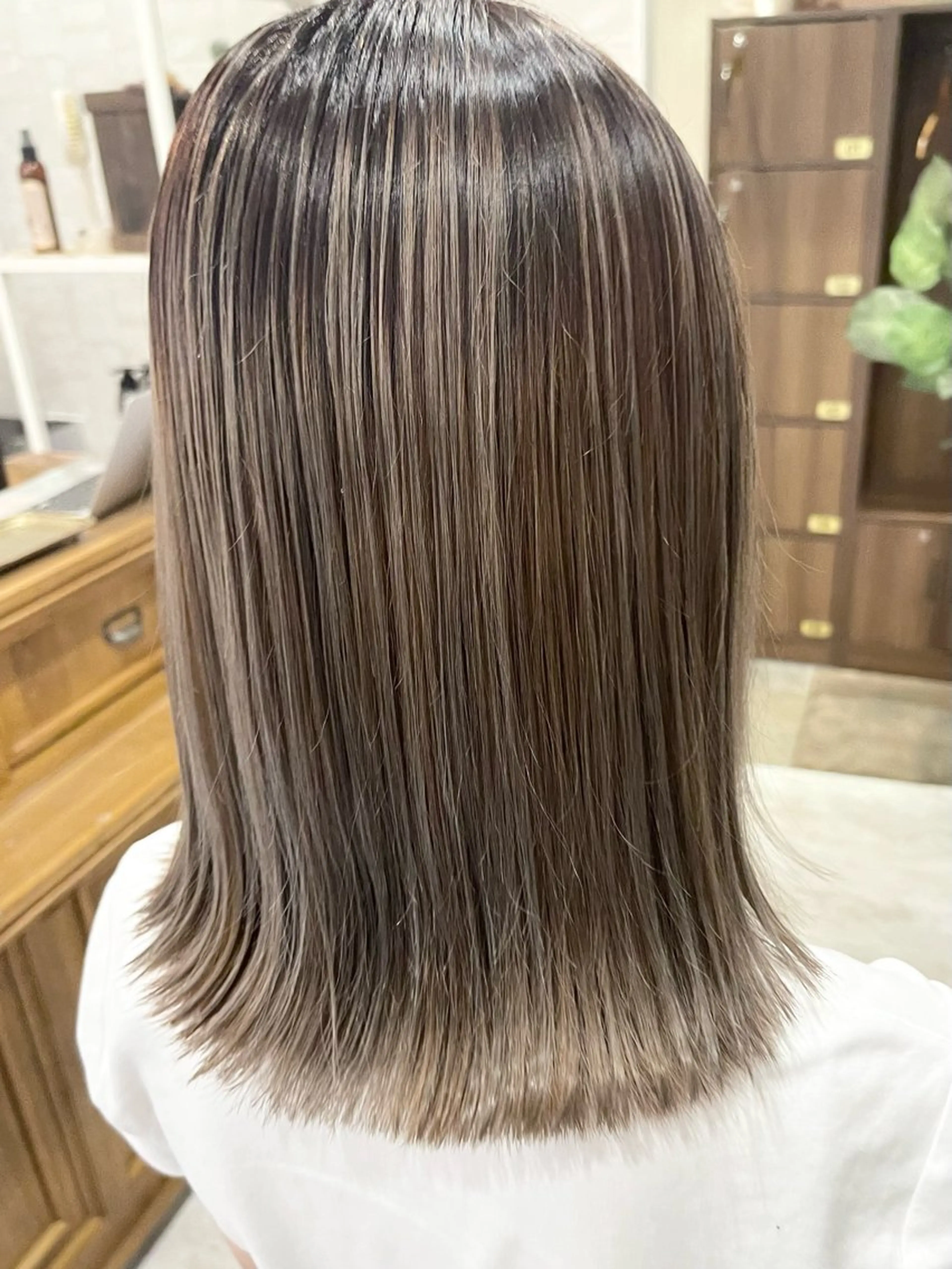 セミロング カラー カット ヘアカラー 🍭透明感カラー 志賀拓海🍬🌈のヘアスタイル