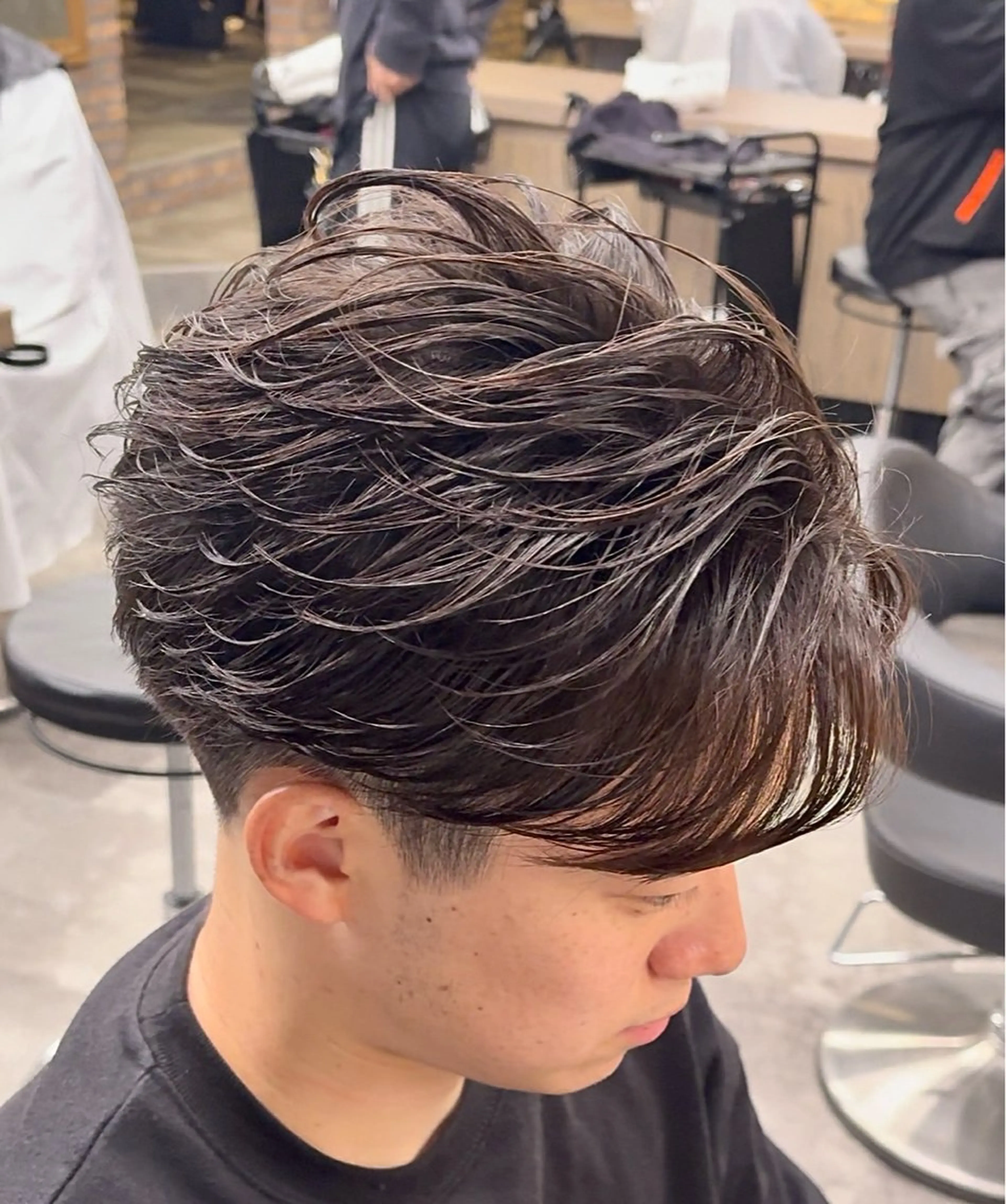 パーマ メンズ センターパート フェザーパーマ メンズハイライト メンズメッシュ マッシュ センターパート/ニュ アンス🔥SHUYAのヘアスタイル