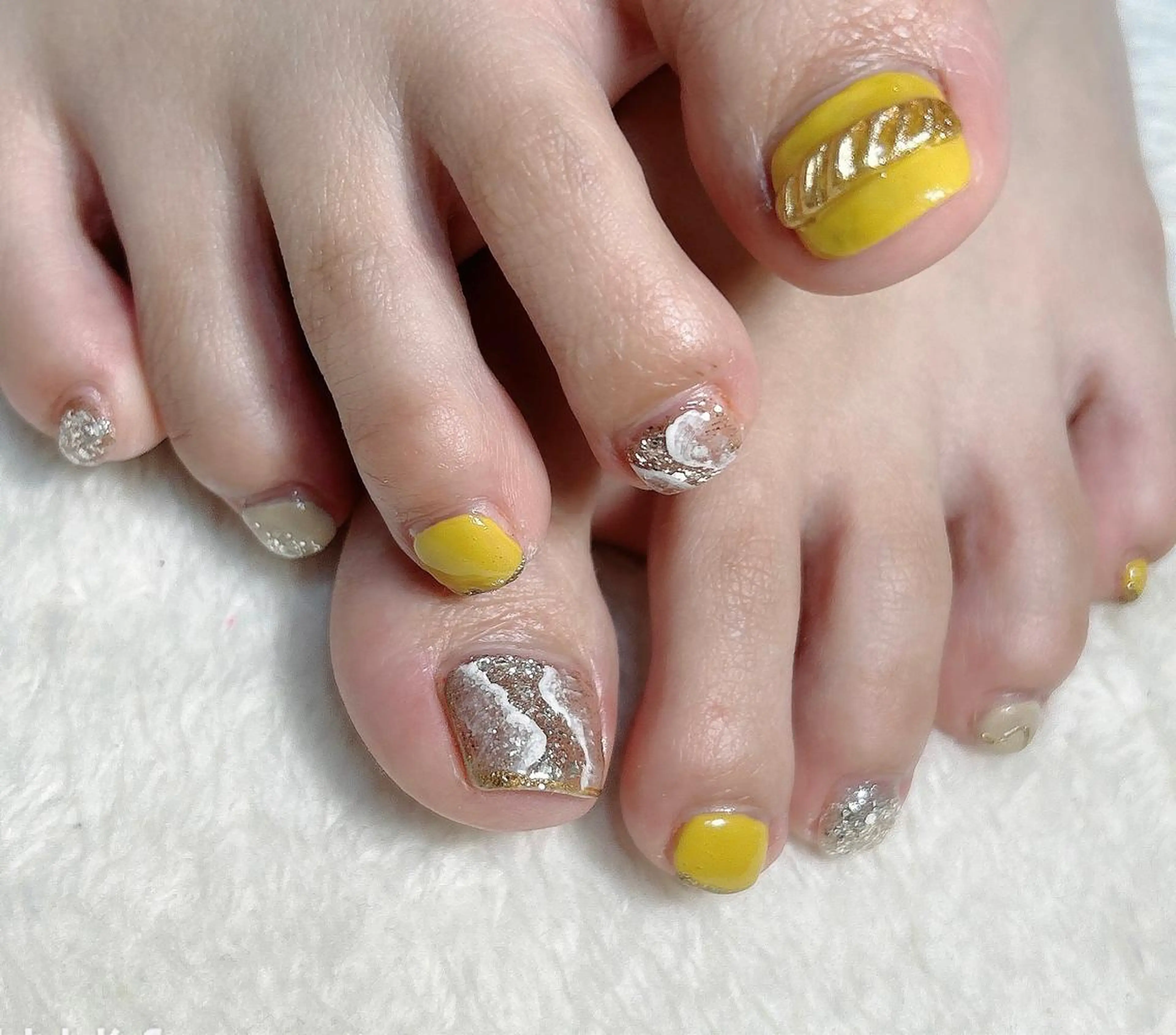 ネイル ミラーネイル フットネイル reve あやののネイルデザイン