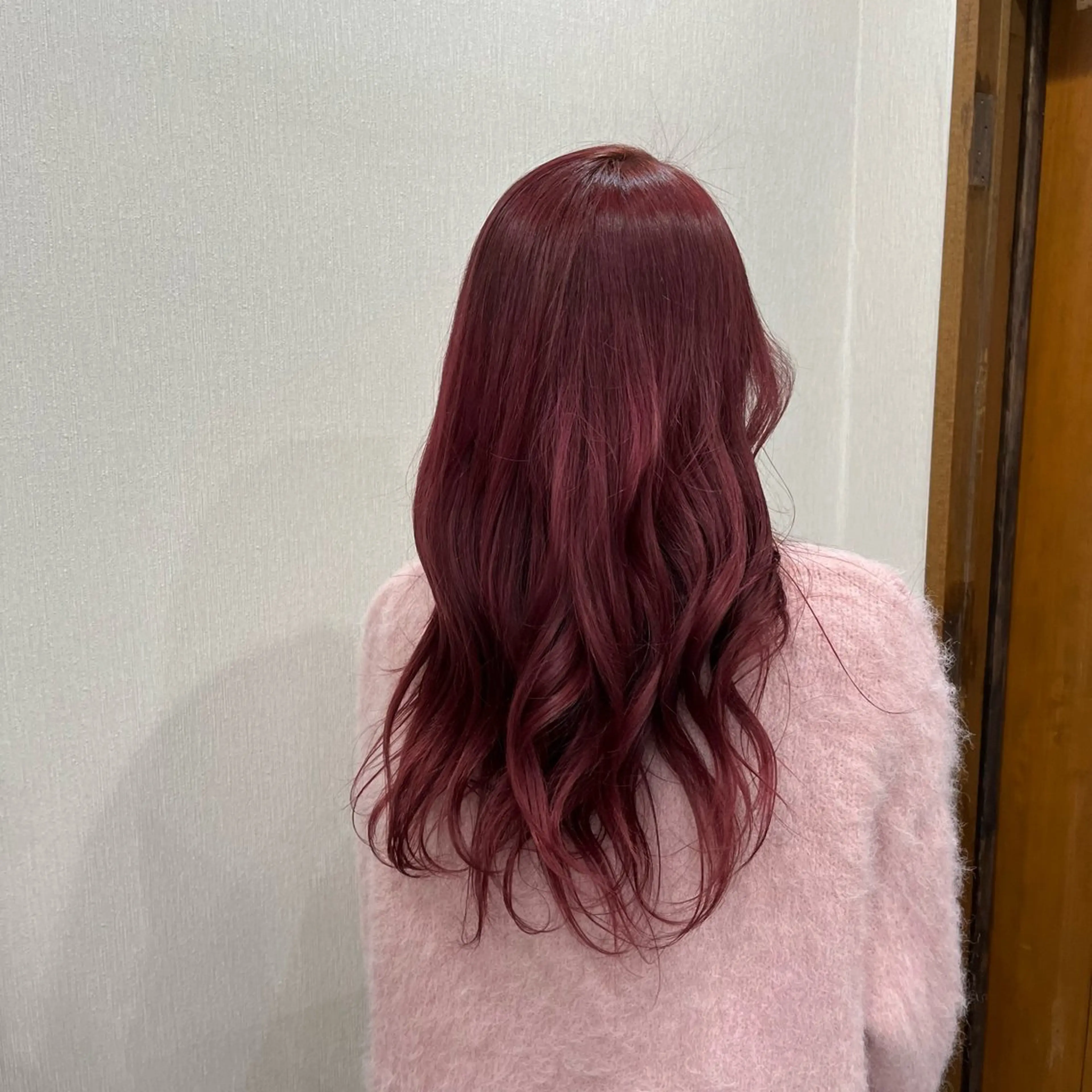 カラー 江波戸 恵のヘアスタイル