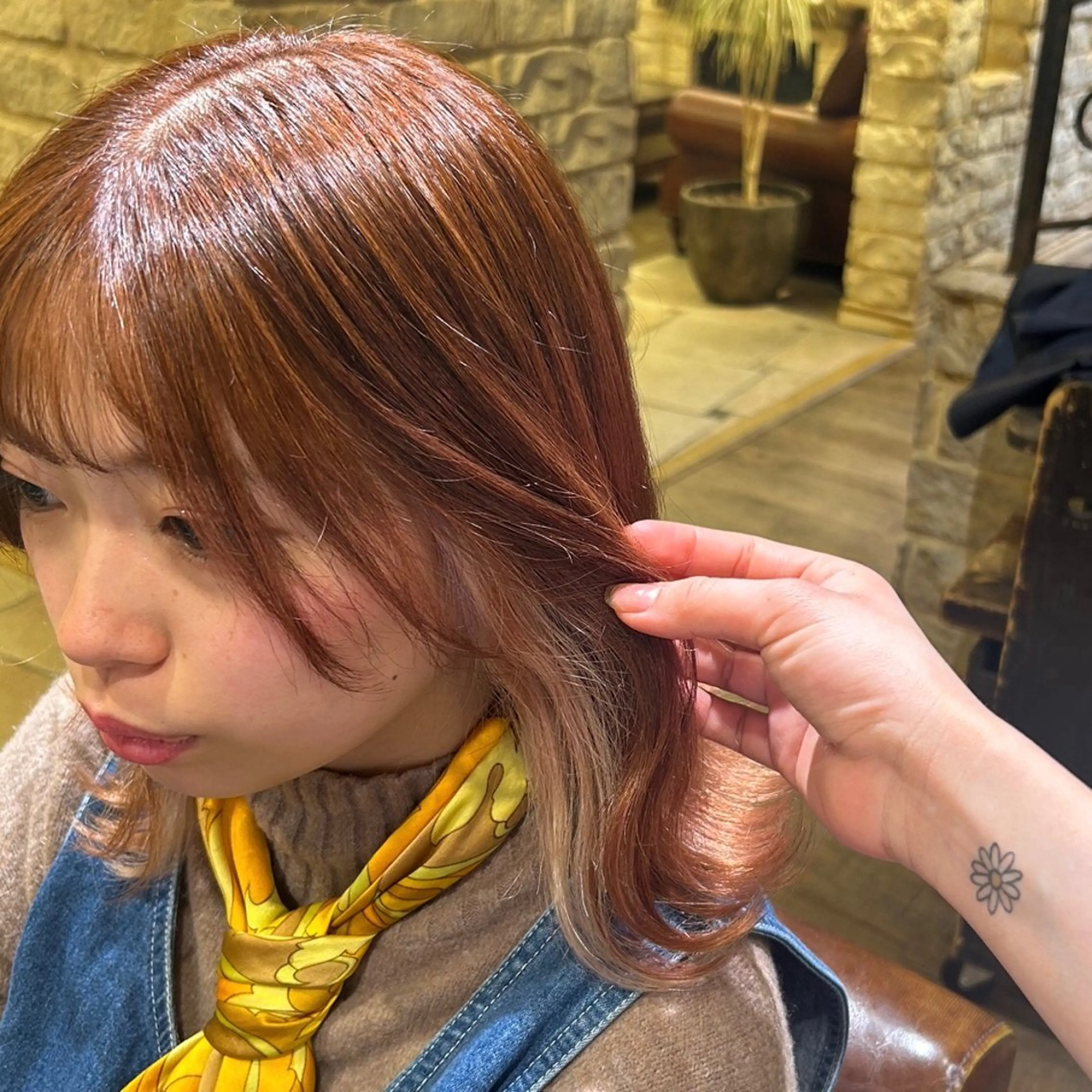 ミディアム Luce 府中のヘアスタイル