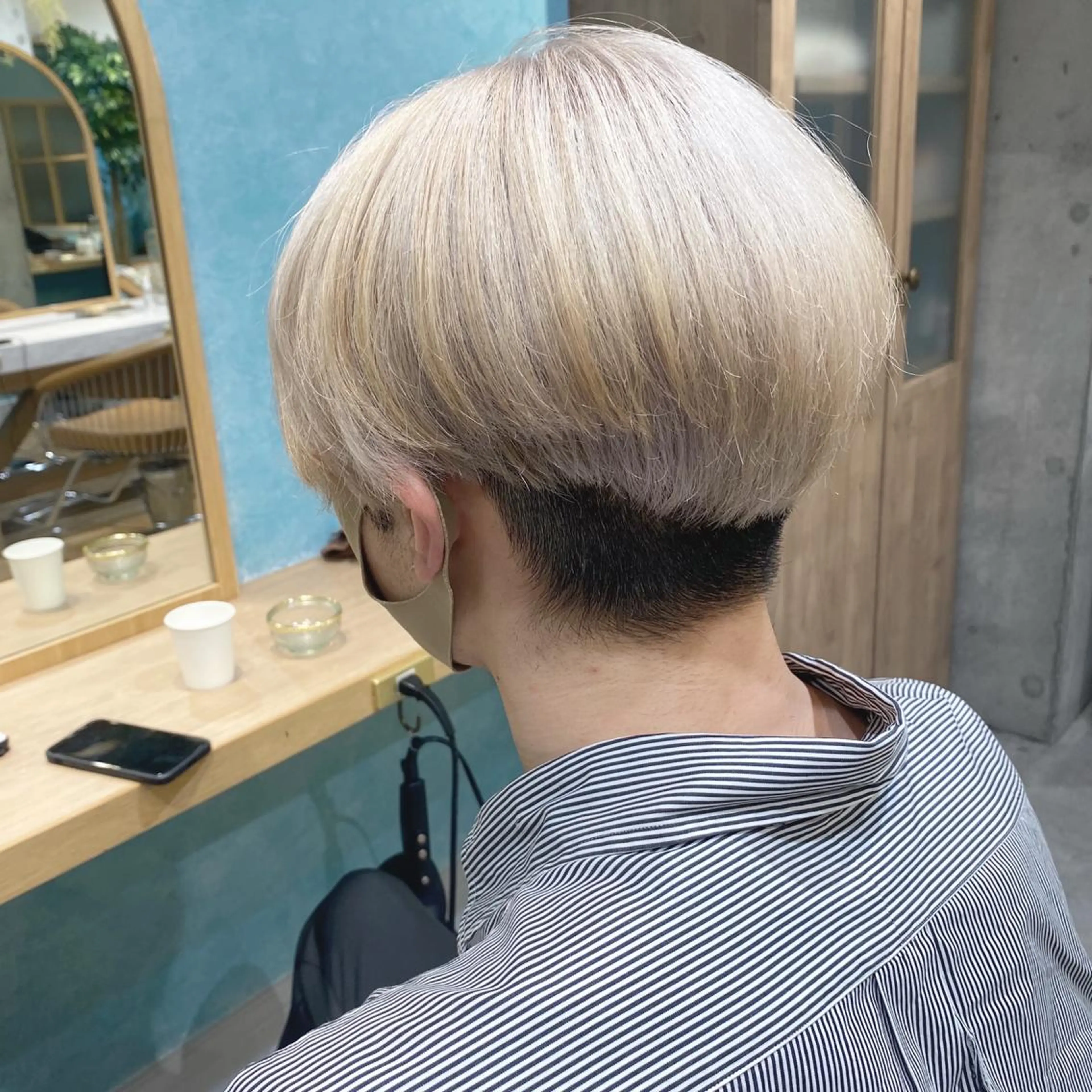 カラー メンズ La fith liebe 京都駅前店所属・🌈ブリーチ特化🌈 MINATOのヘアスタイル