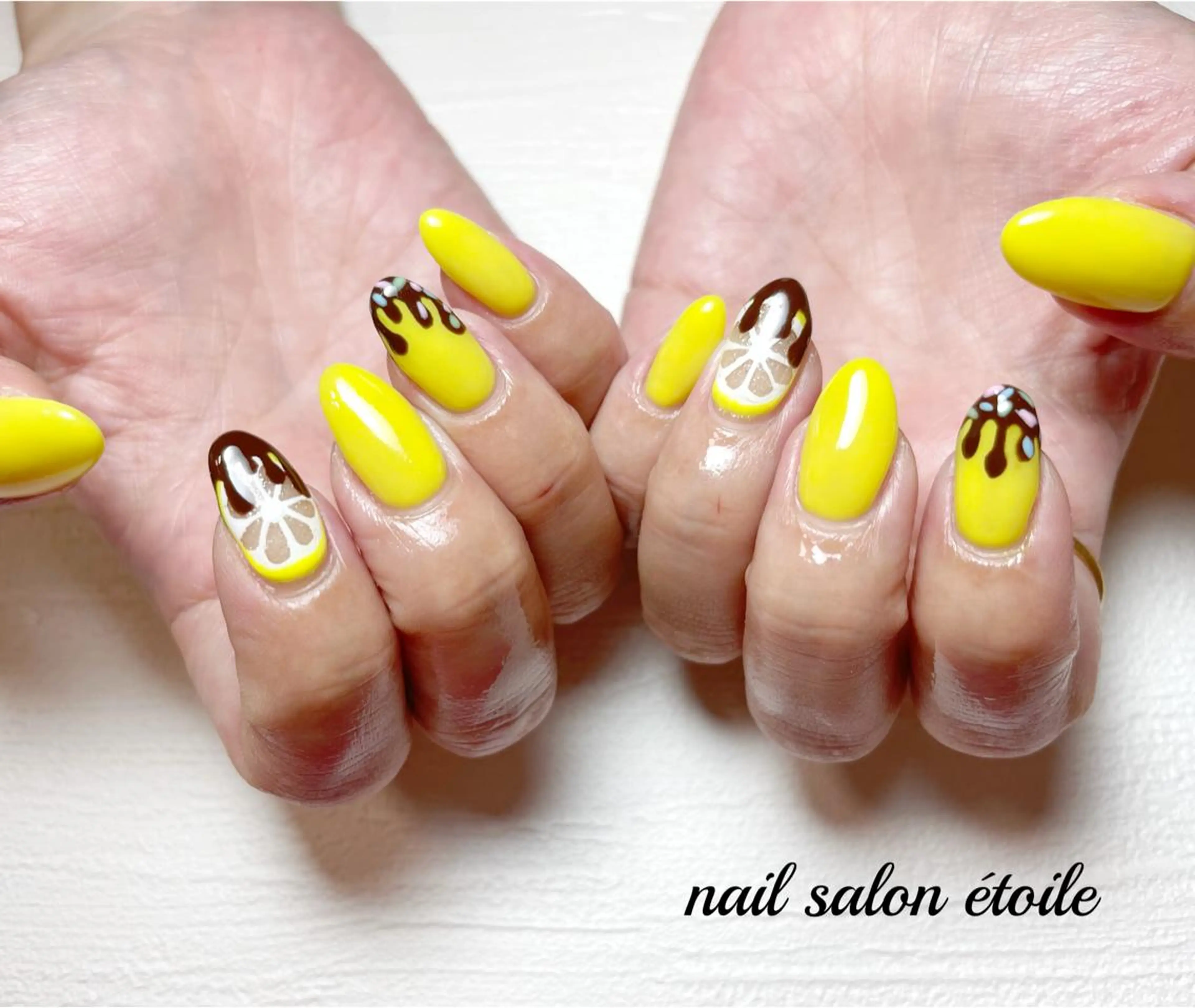 ネイル アートネイル ジェルネイル 黄色 ハンドネイル nail salon étoileのネイルデザイン