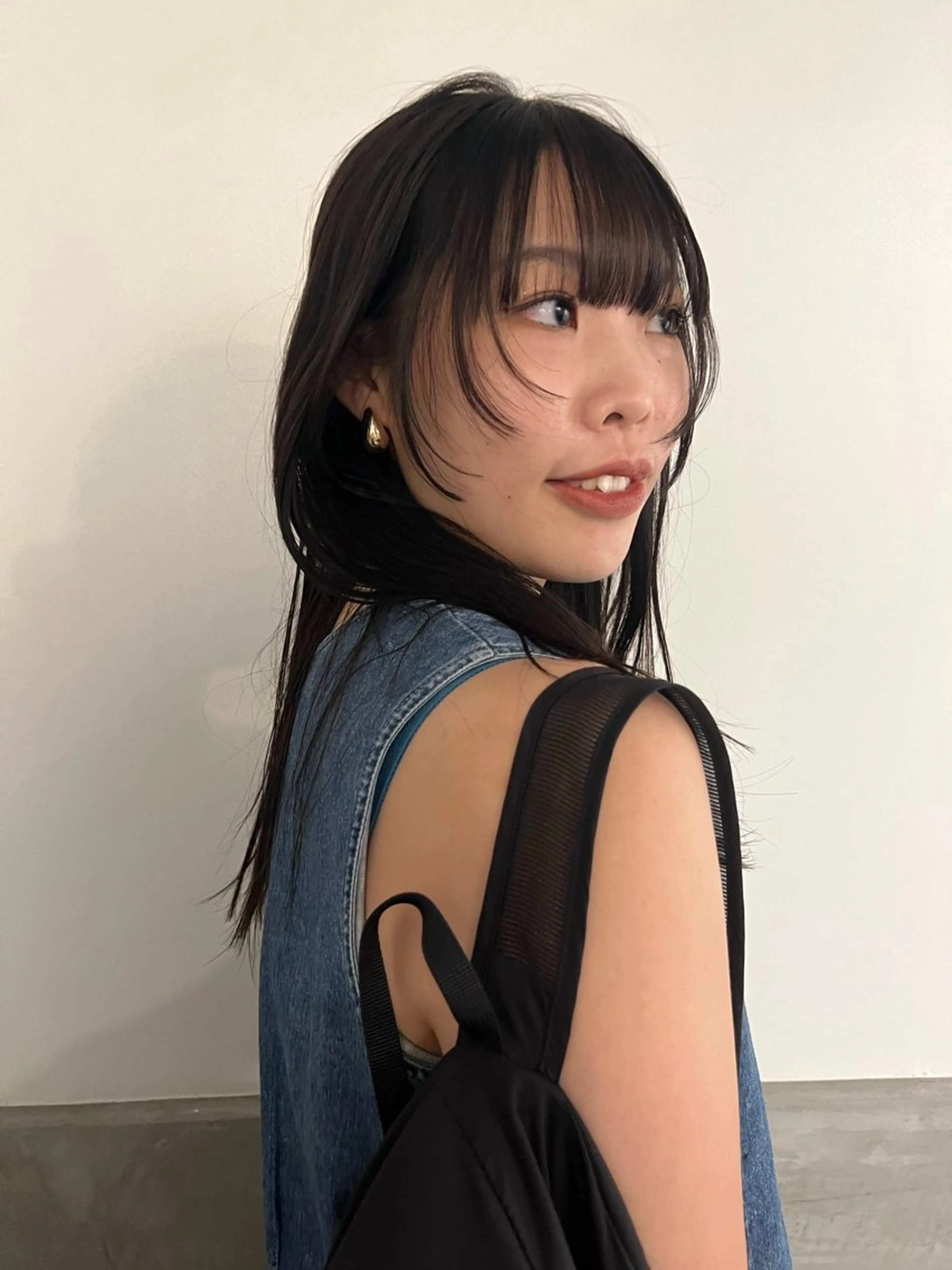 ミディアム カラー カット ヘアカラー 三谷 はるなのヘアスタイル